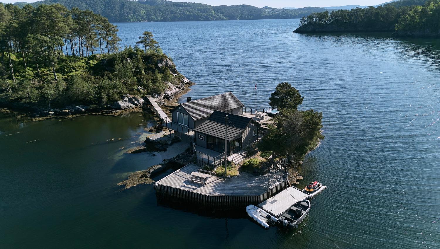 Furiholmen from above