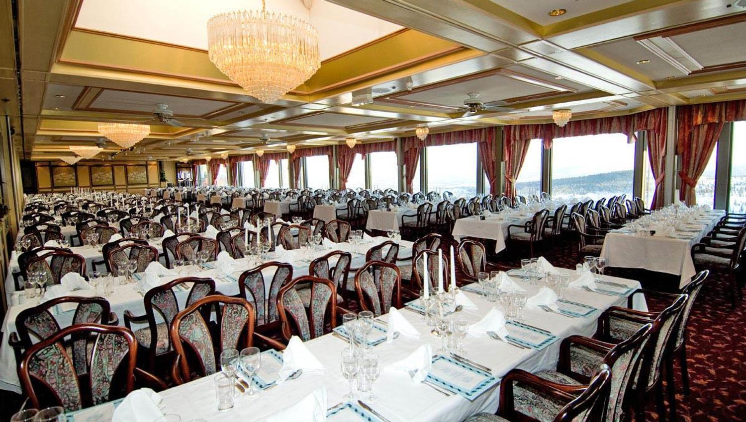 Storefjell Resort Hotel has a nice restaurant
