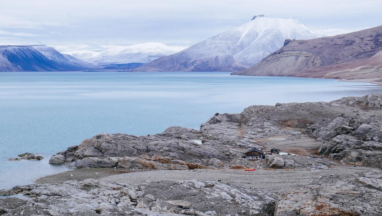 Nordenskiöld Lodge and the view towards Pyramiden in the background