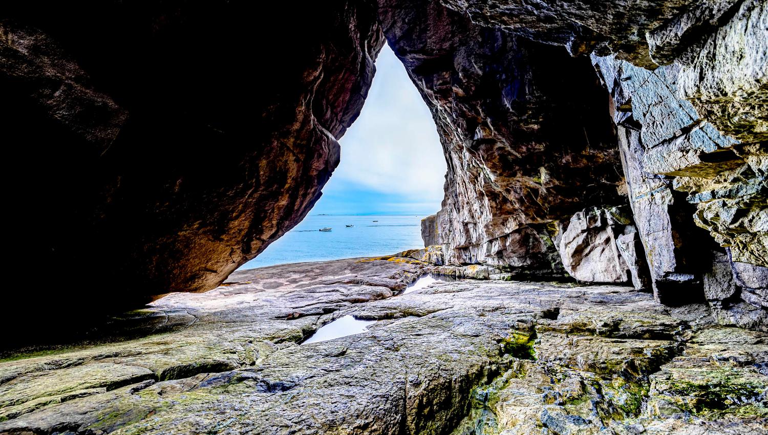 The tourist office gives you information about attractions in the area. Like Skarvøya.