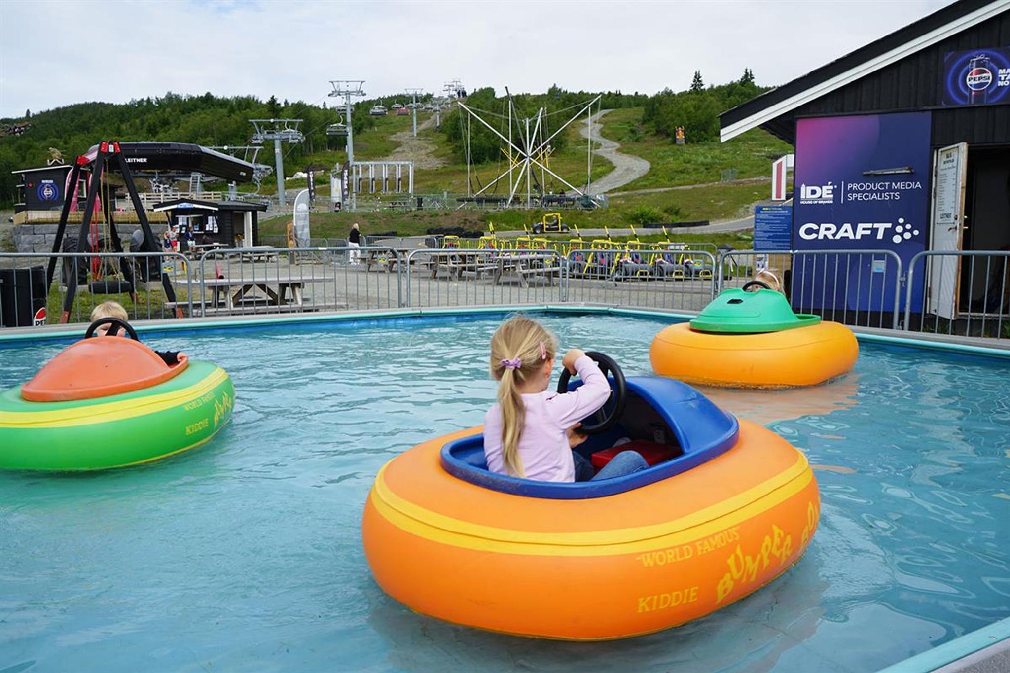Bumper boats