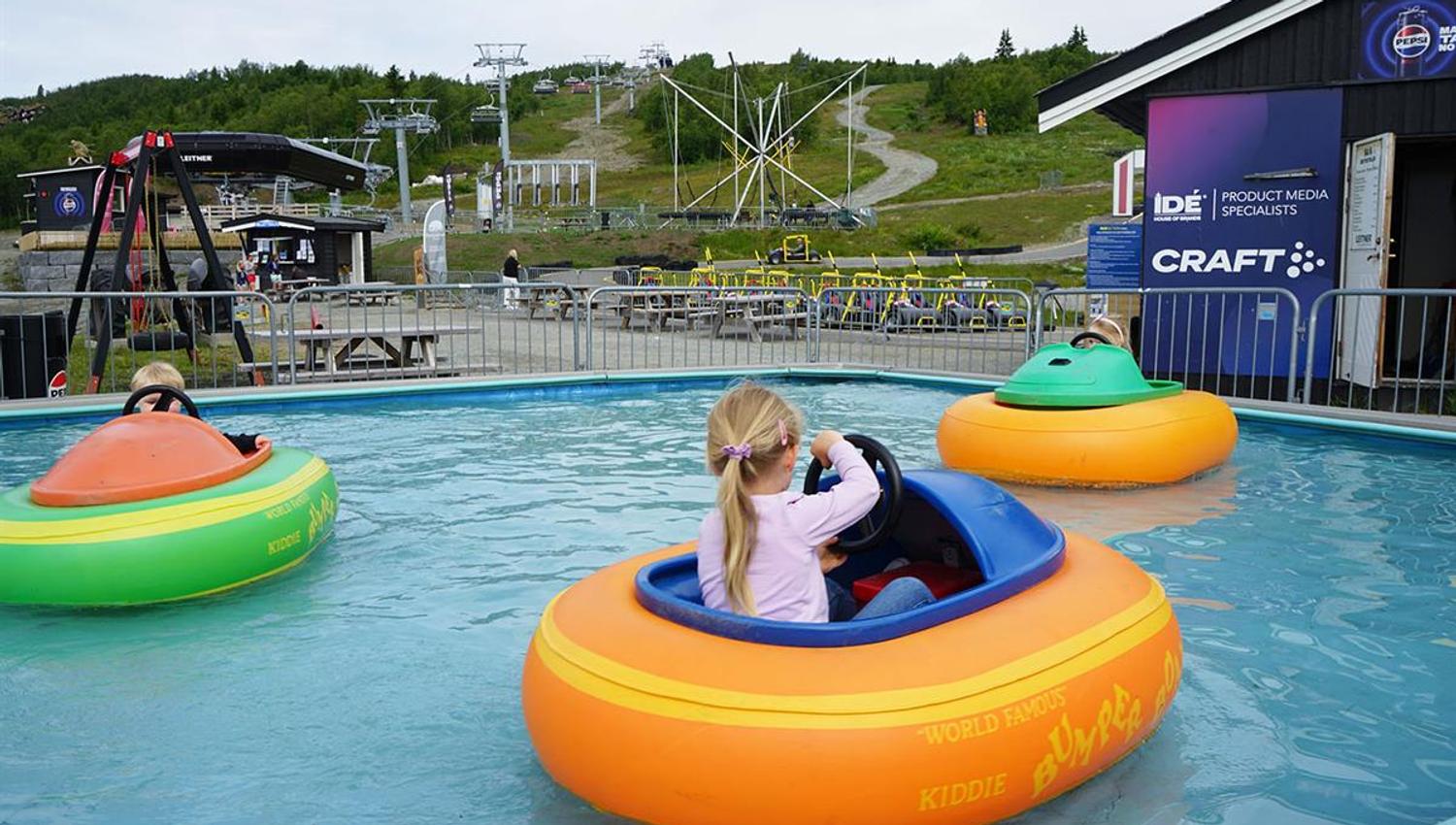 Bumper boats