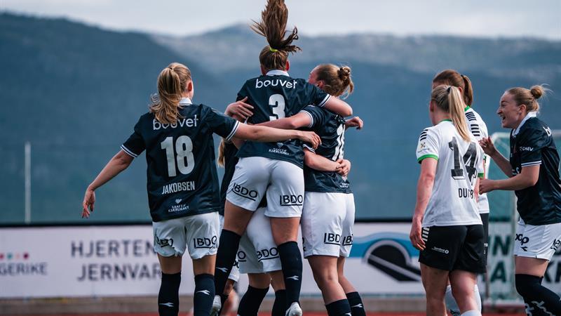 NM semifinale: Viking Kvinner - Brann