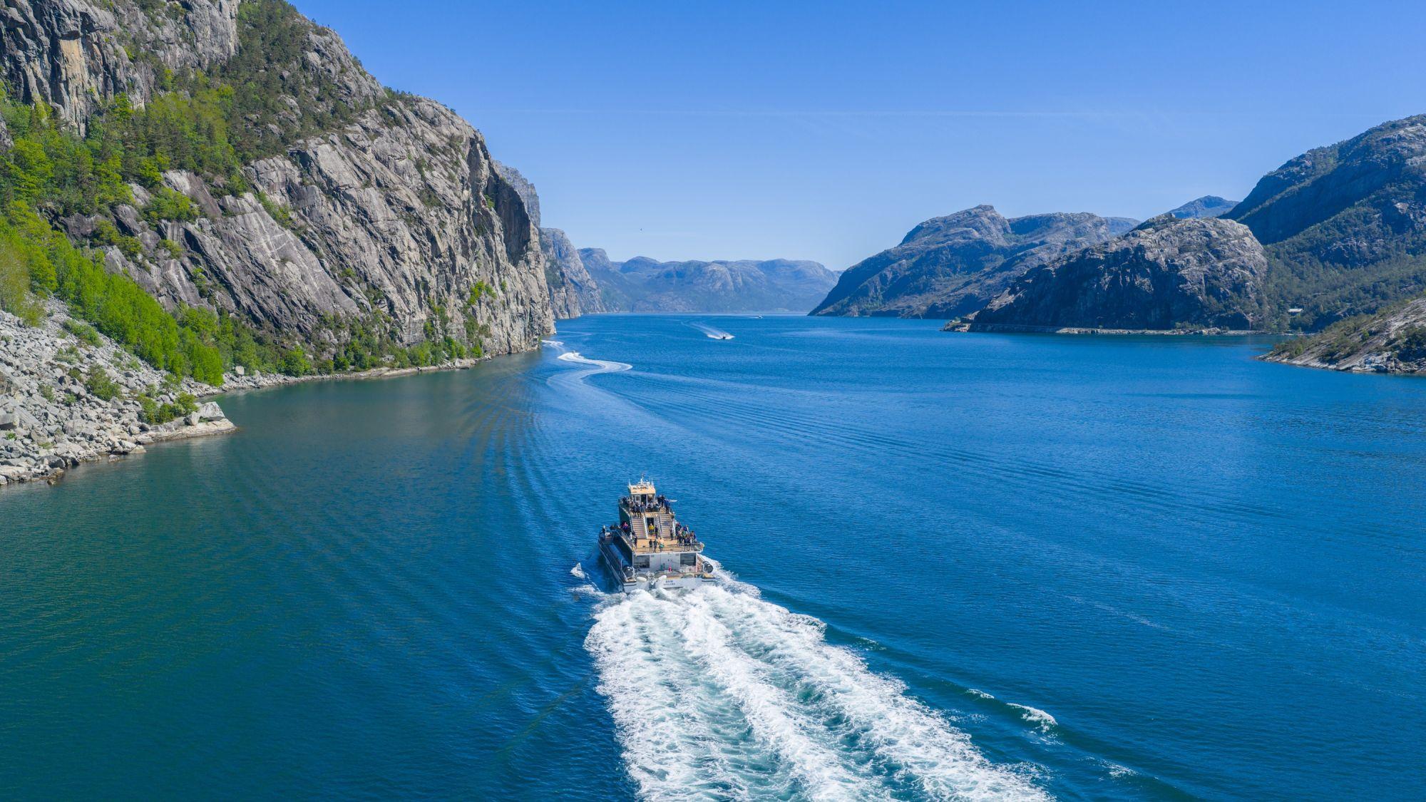 Silent Lysefjord & Preikestolen Cruise