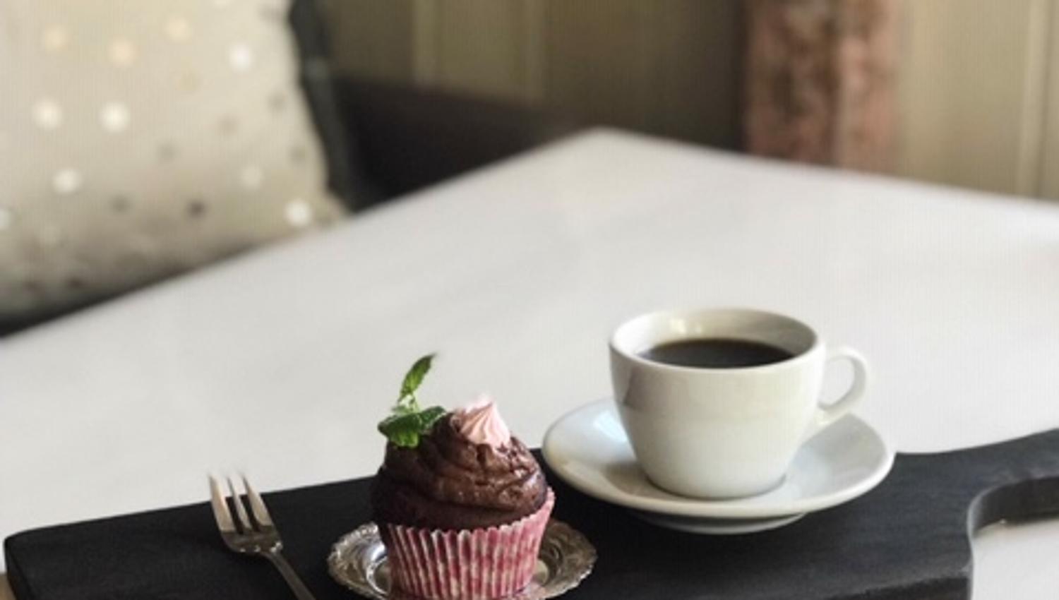 Muffins and coffee