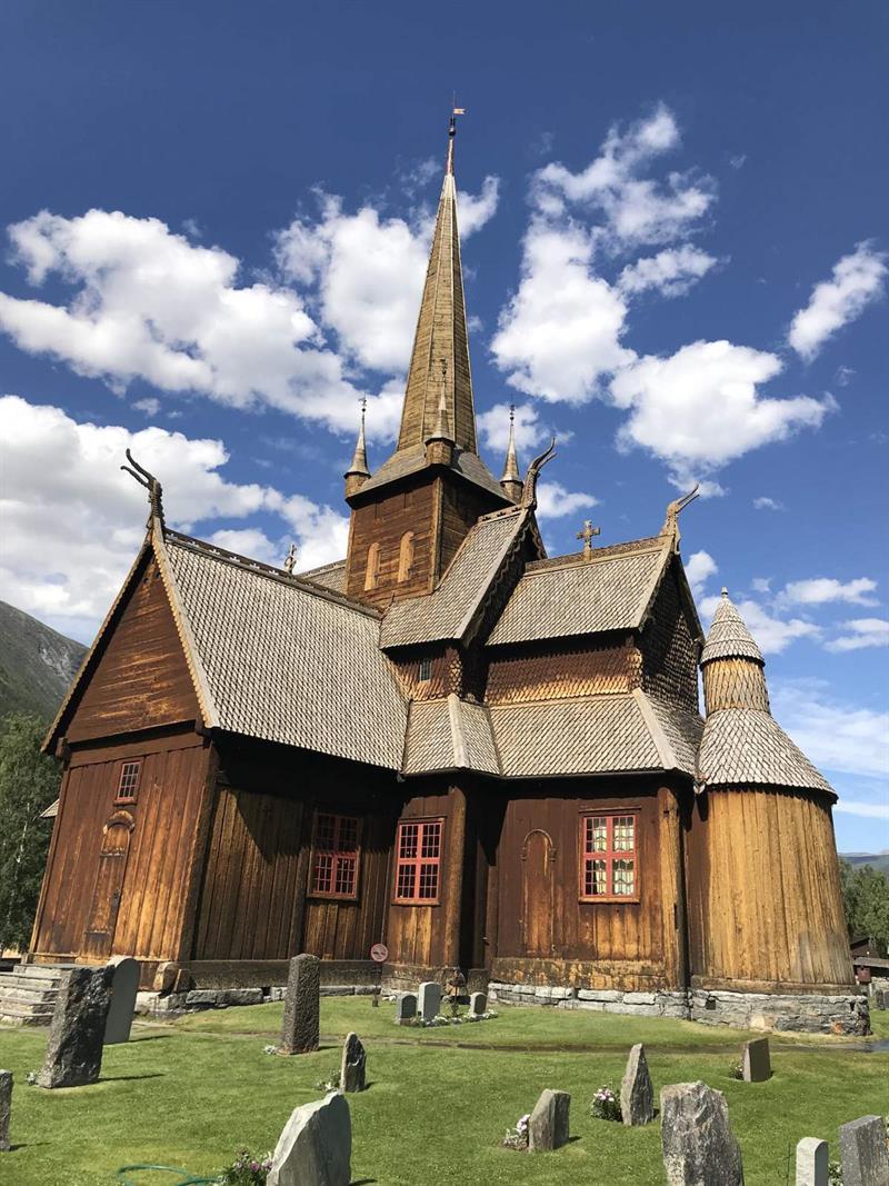 Template attraction listing - Lomskyrkja