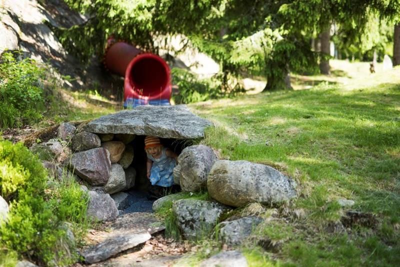 lekeplass utenfor Hillestad galleri