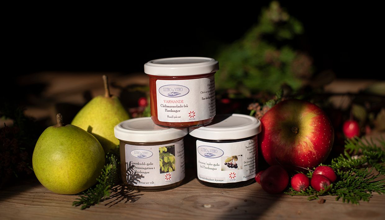 Homemade jams from Hardanger with fresh fruits from Helleland Gard.