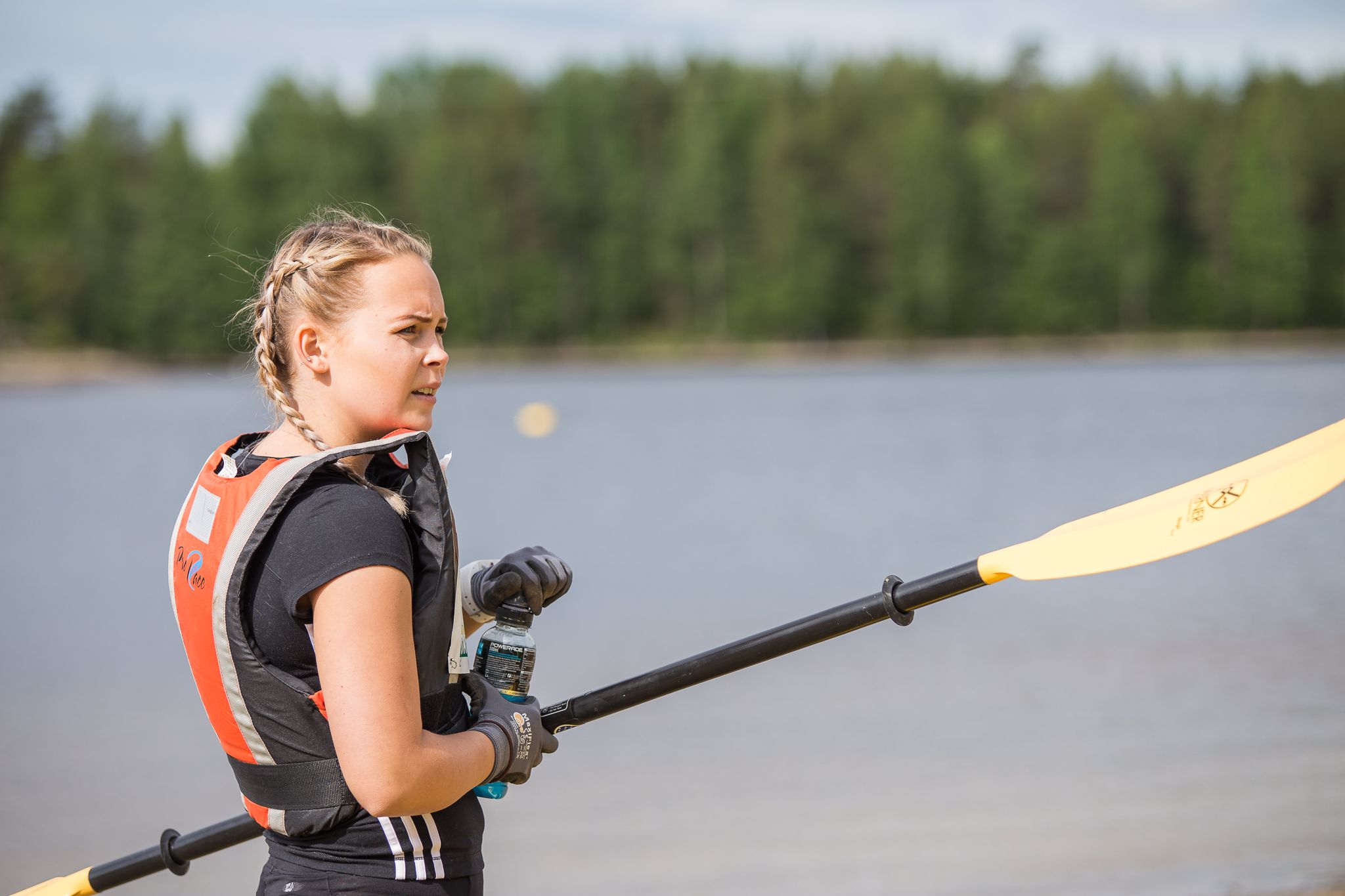 girl with paddle 