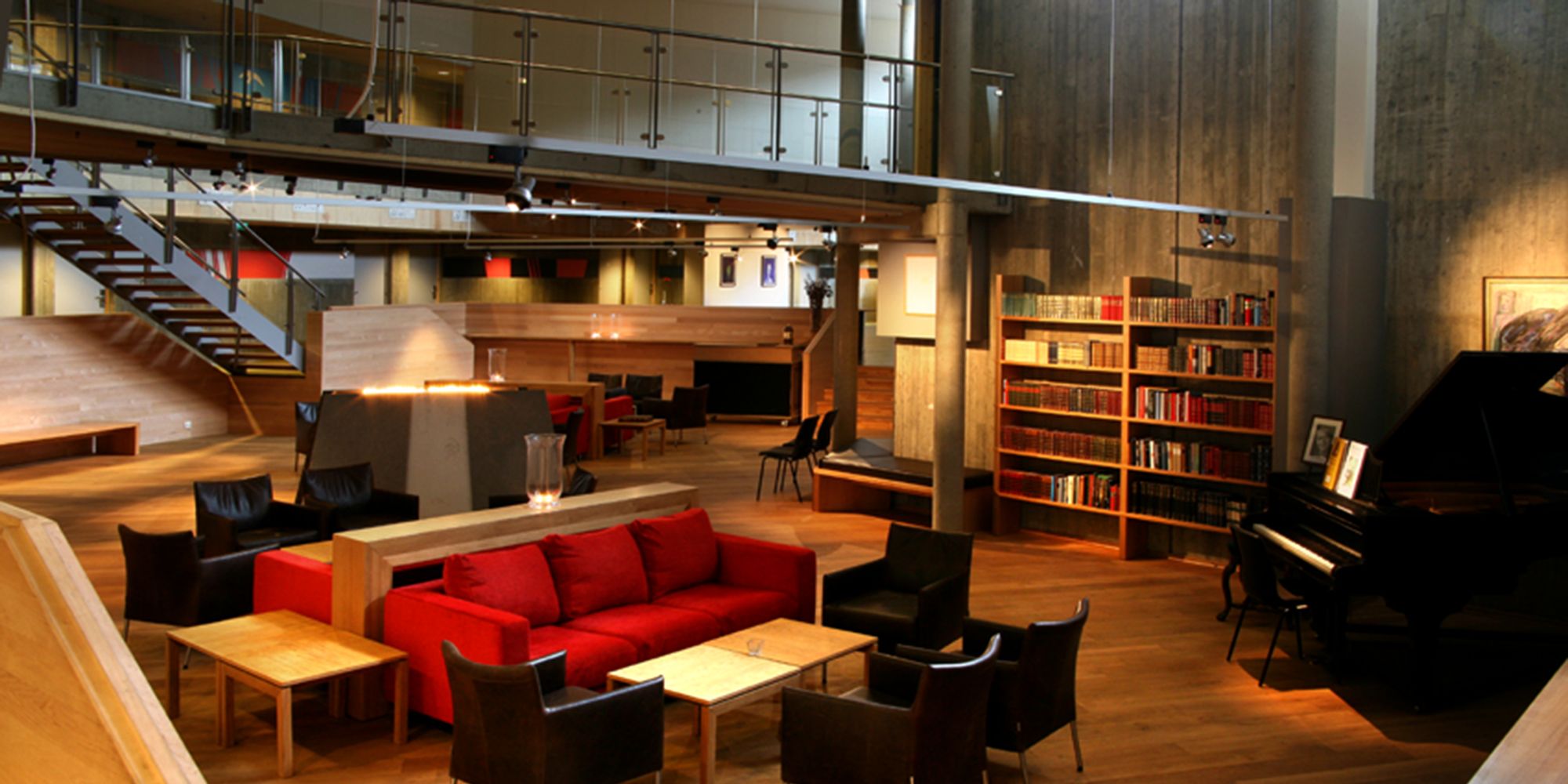 Stiklestad Hotell - The library