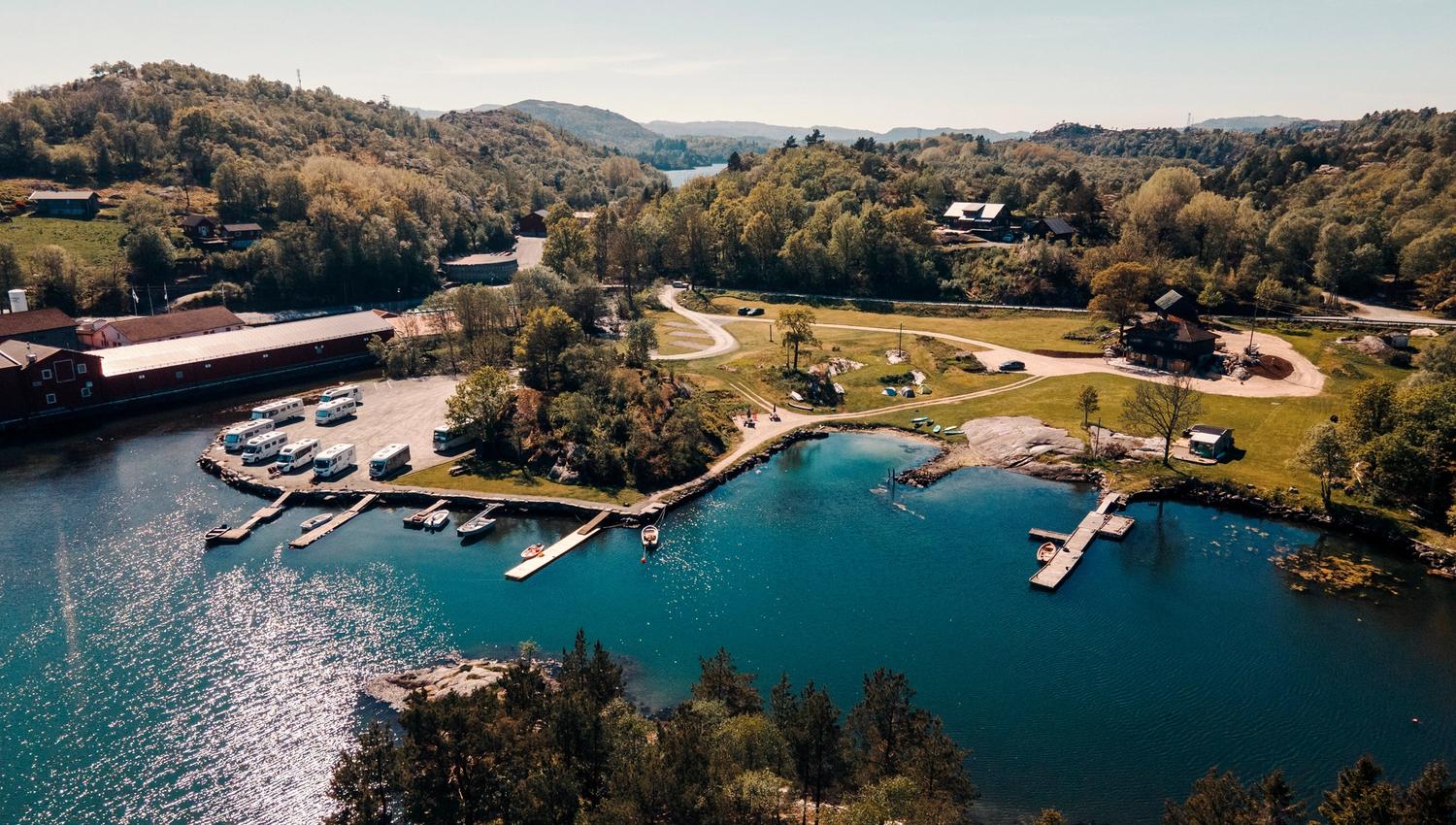 Camp Ålfjorden © Vedvik Photography