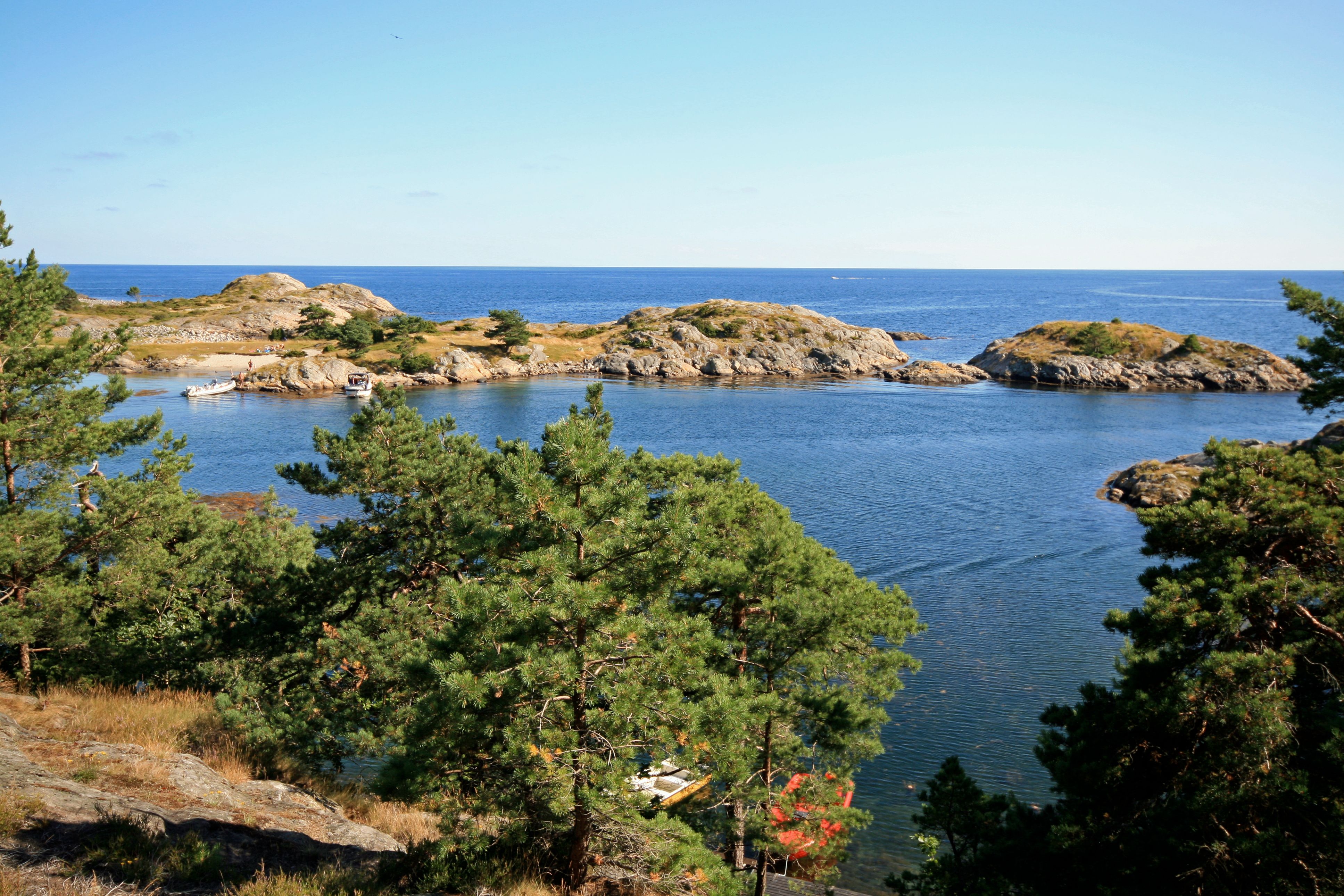 havutsikt til små øyer utenfor Tromøy