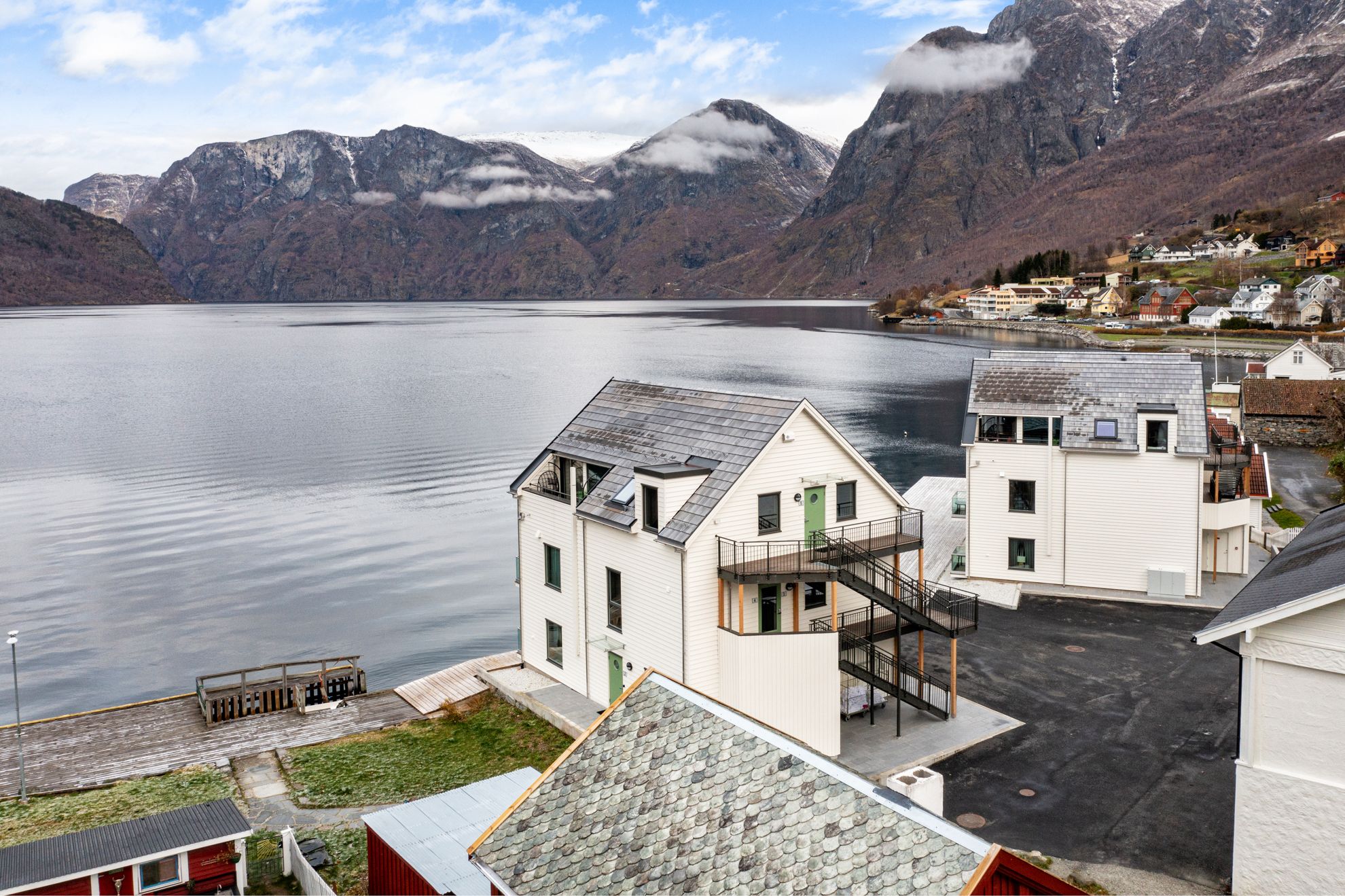 Wangen Apartments, Aurland