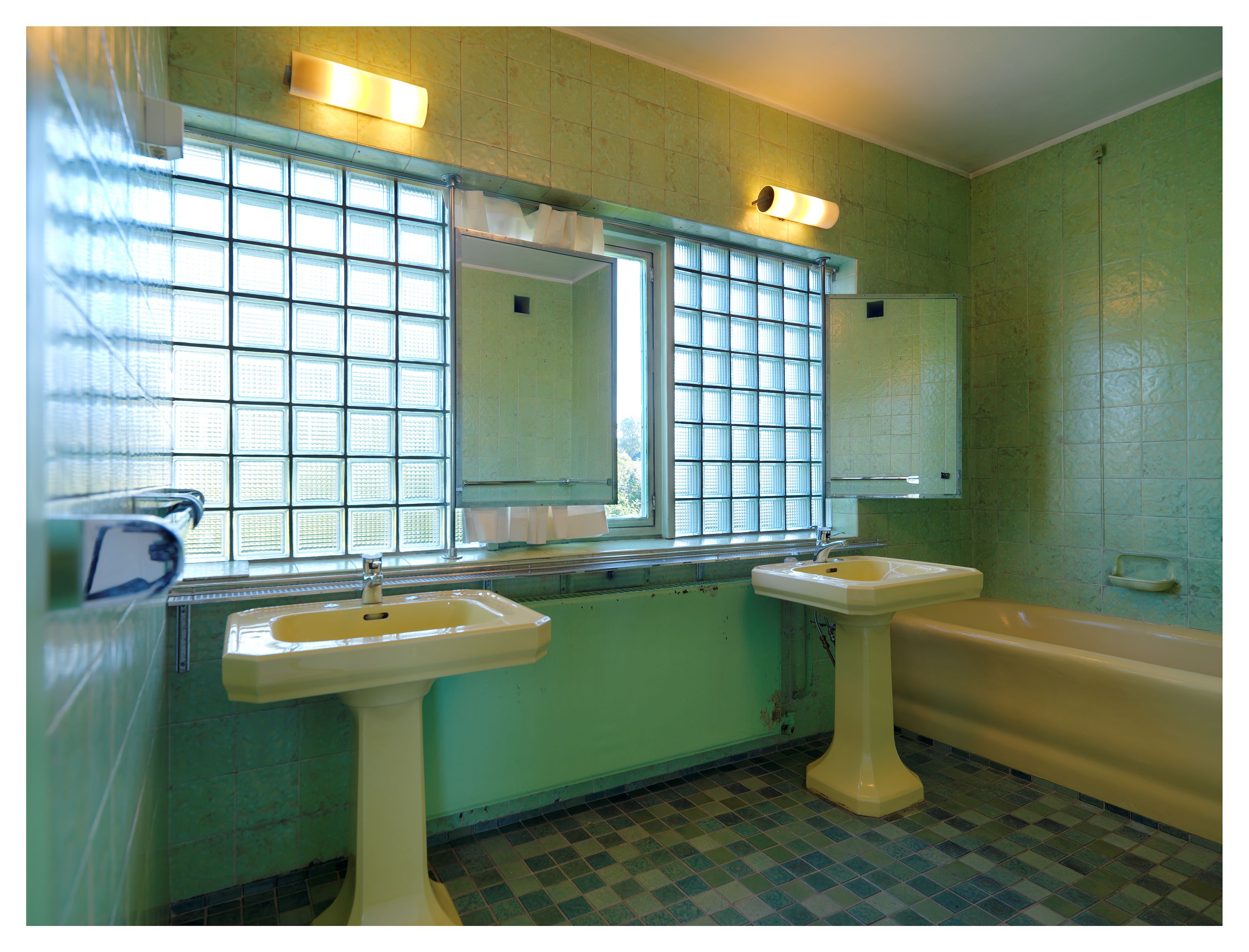 Green painted bathroom