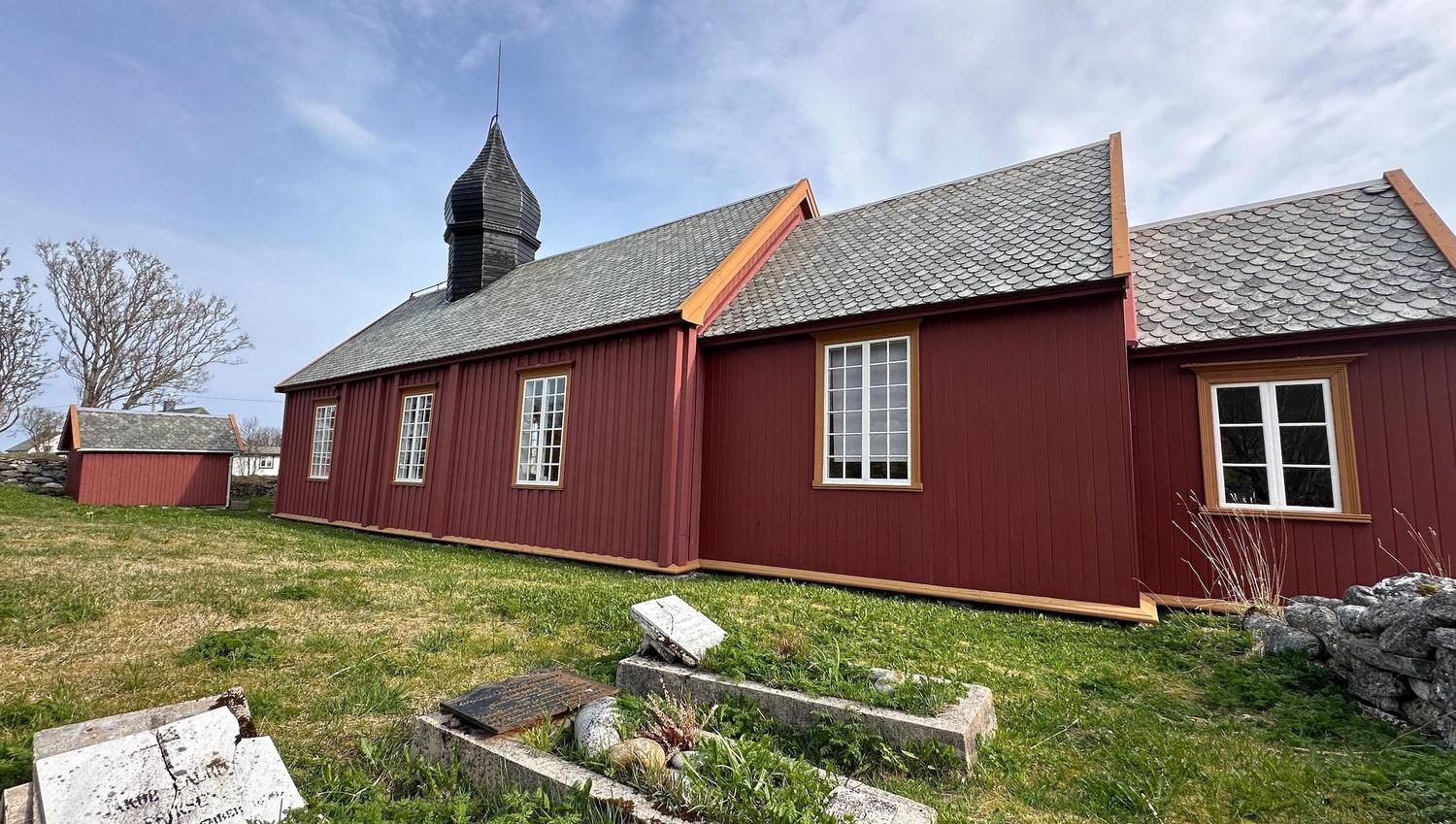 The old church on Værøy