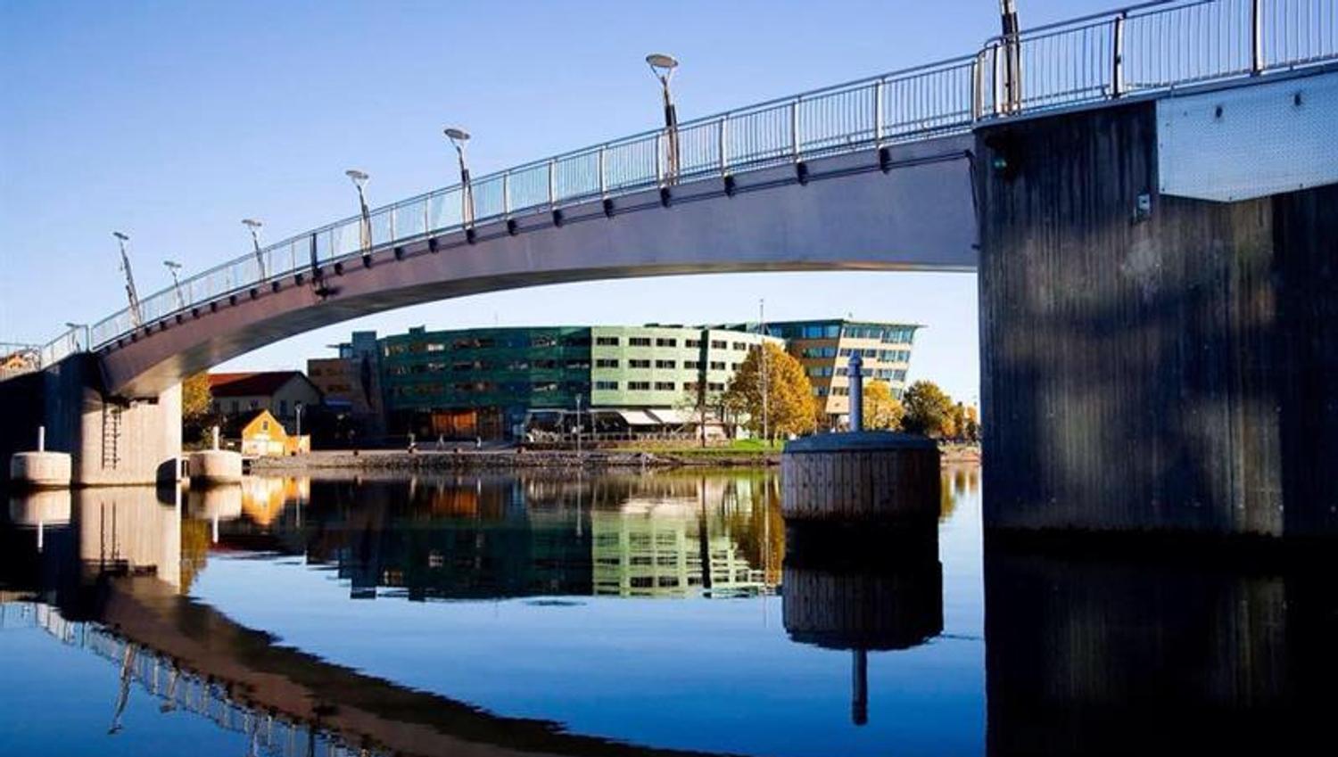 Bridge over the water