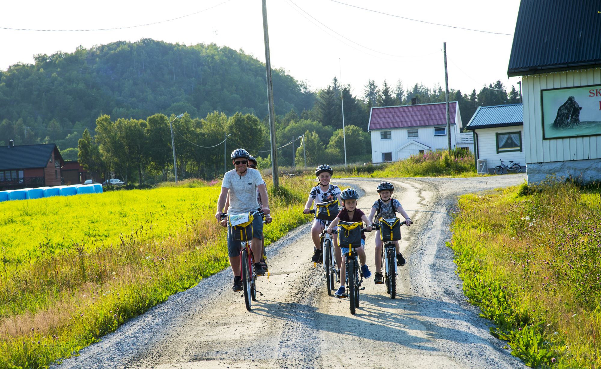 Leka roundtrip by bike