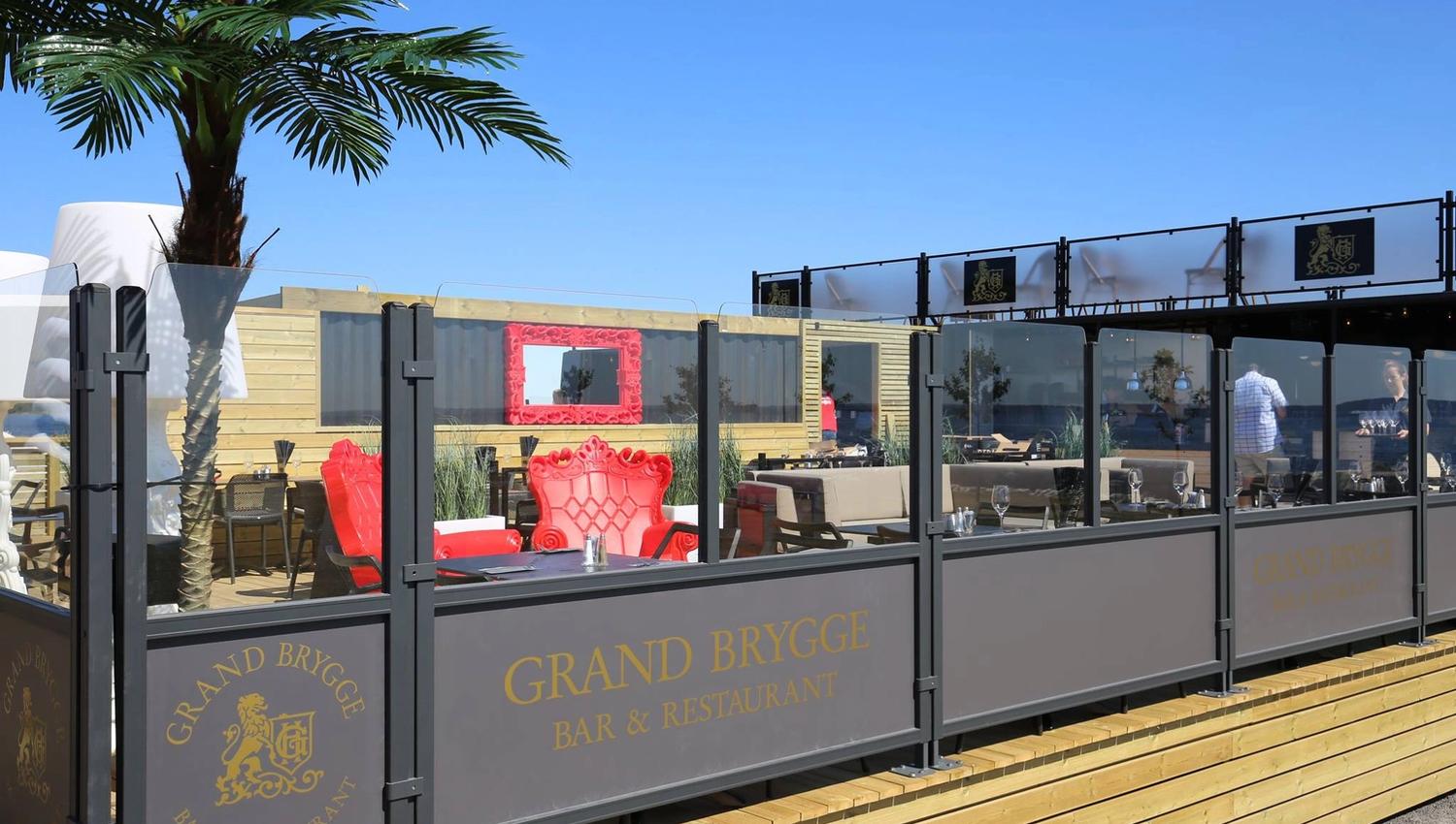 Restaurant outside