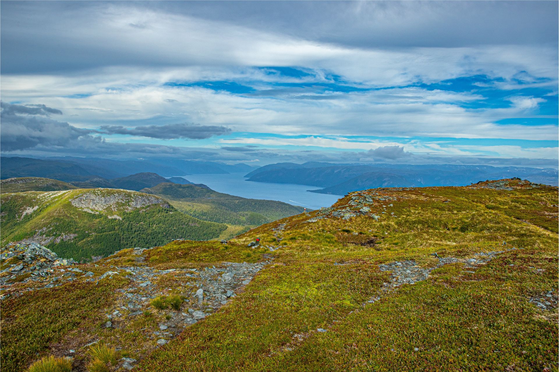 Laviksåta, Lavik