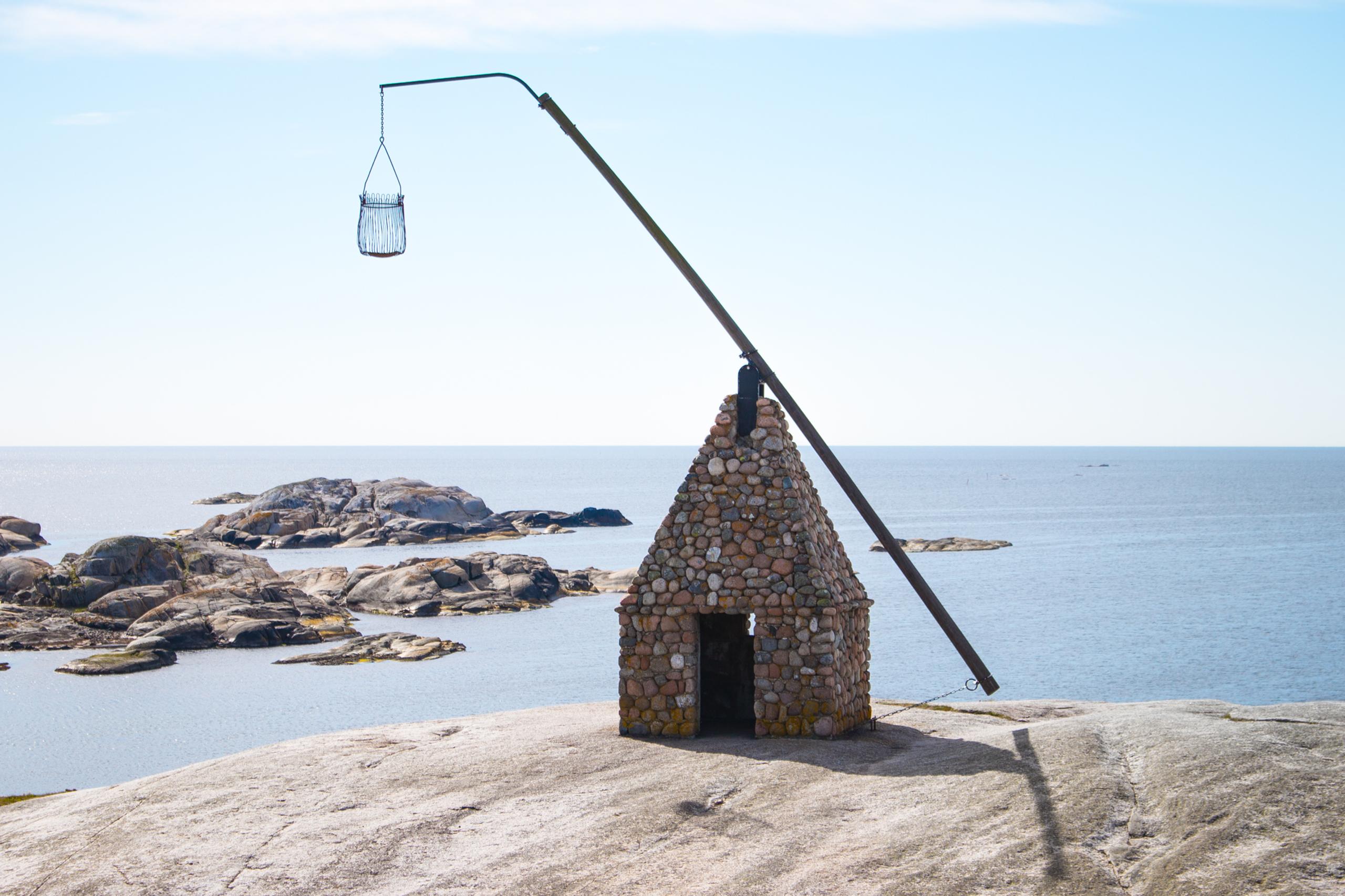 The tilting lighthouse at the End of the World