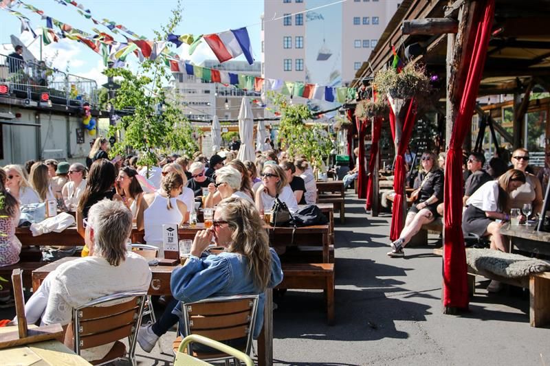 Outdoor seating during summer