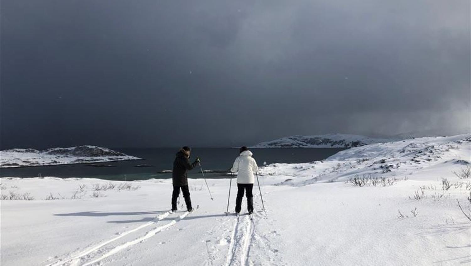 Trip on backcountry skis