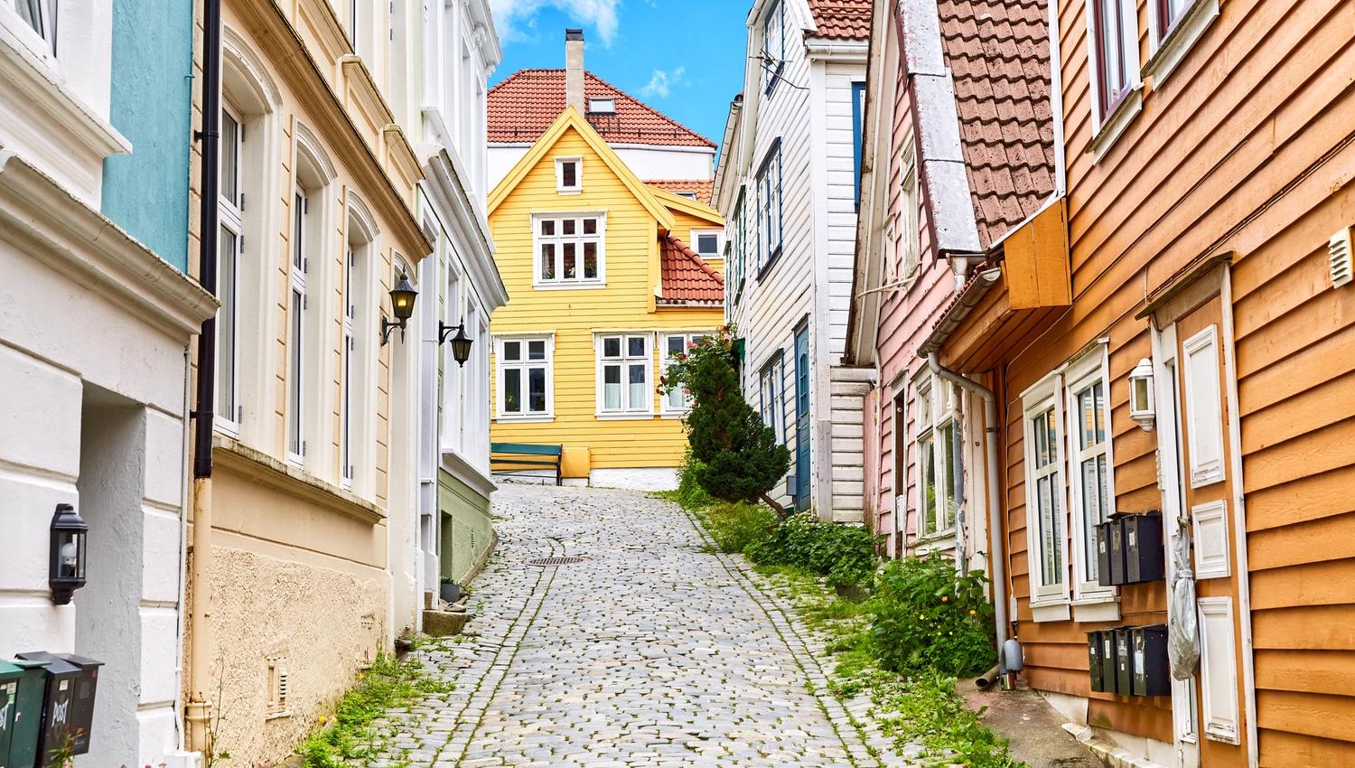 cobblestone streets of Bergen