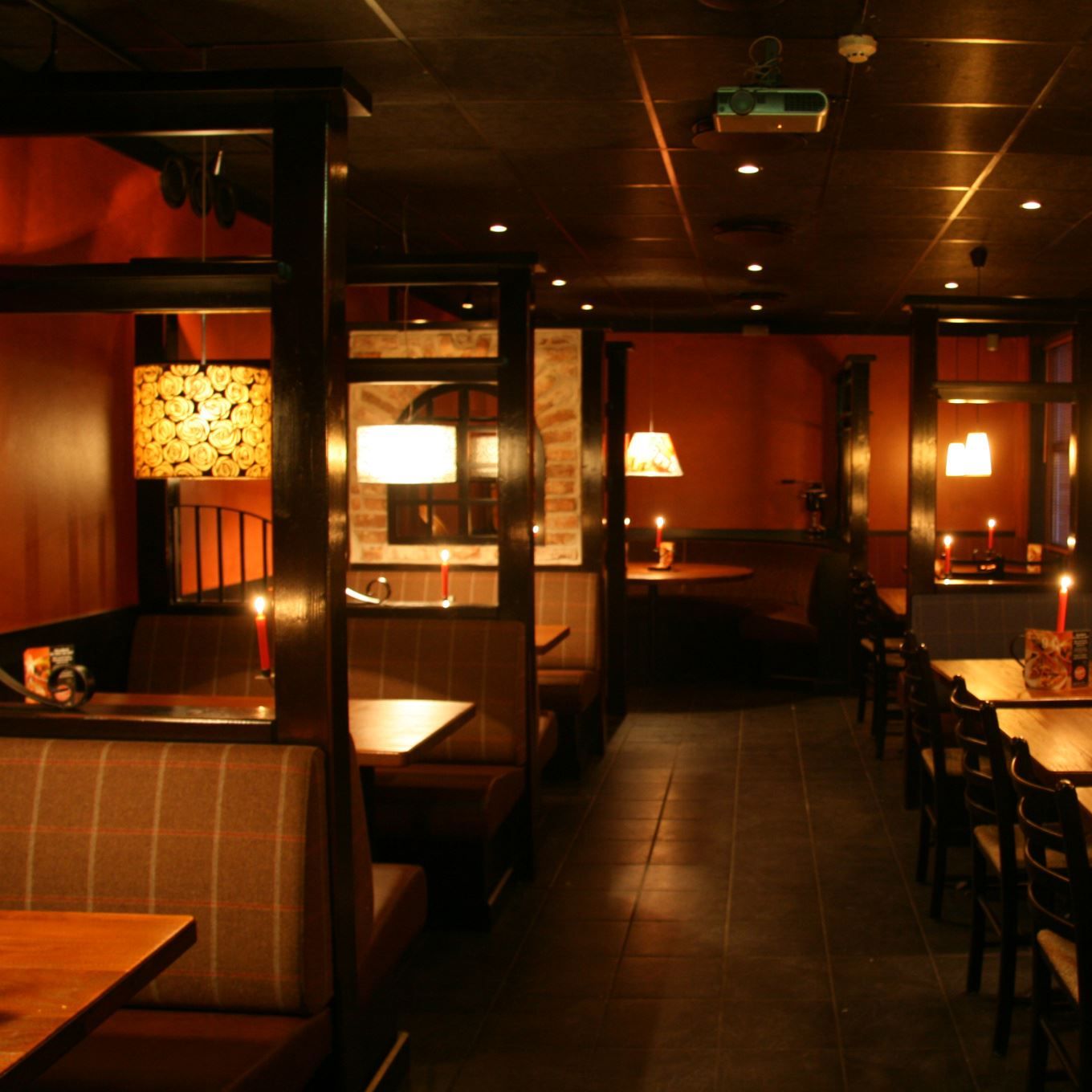 Inne i restauranten