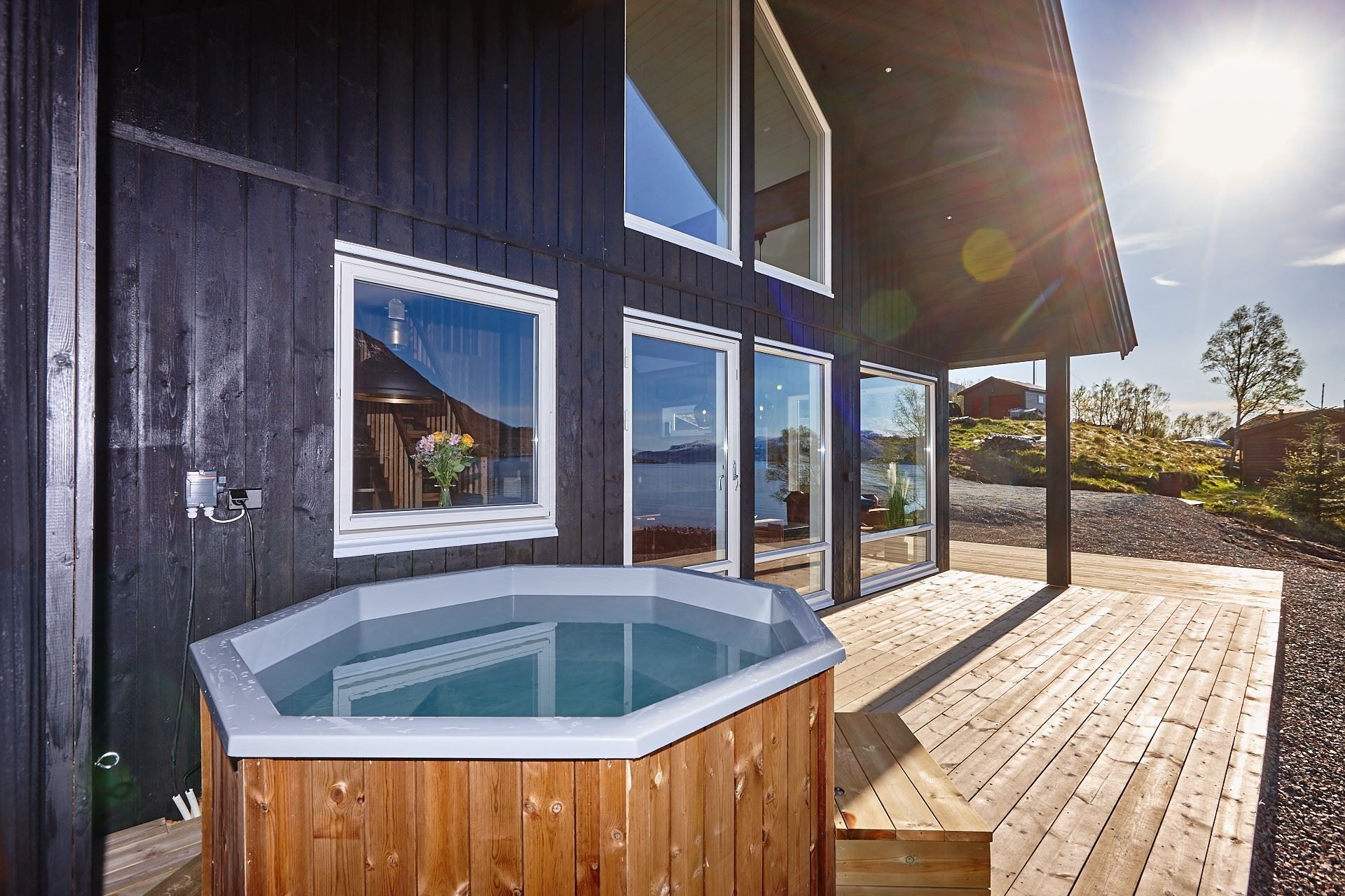 Hot tub on the terrace 