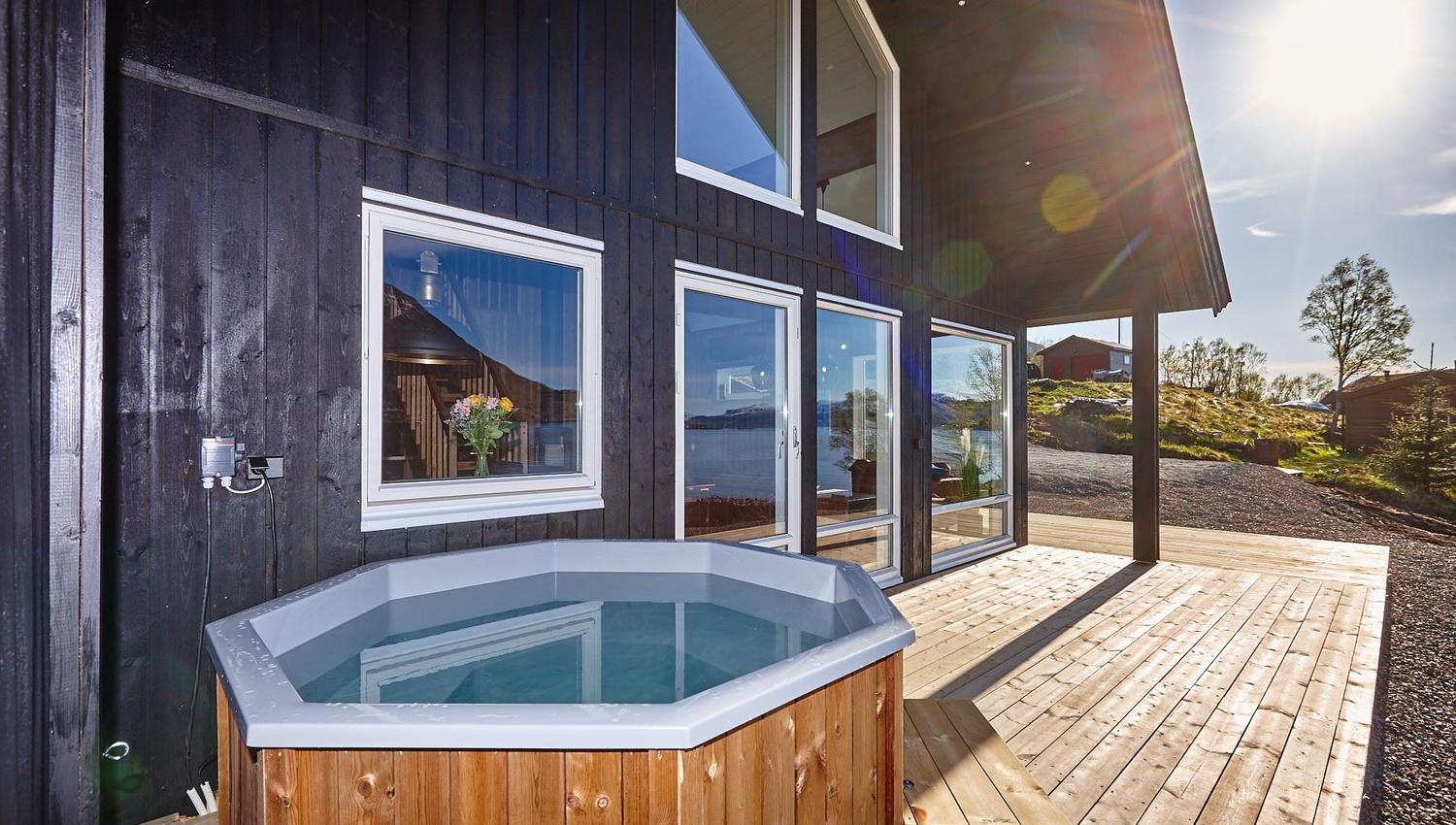 Hot tub on the terrace