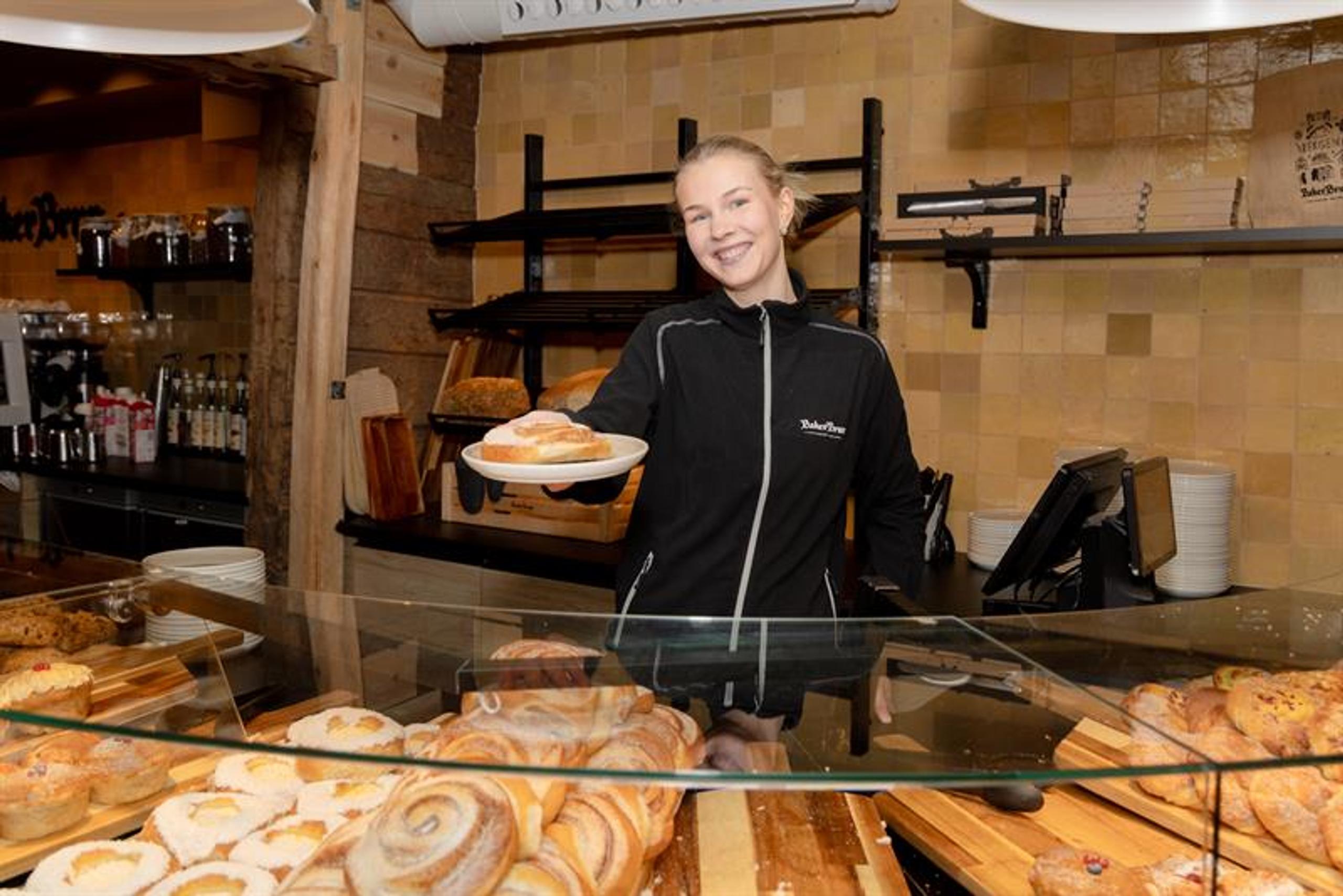 Baker Brun Svensgården