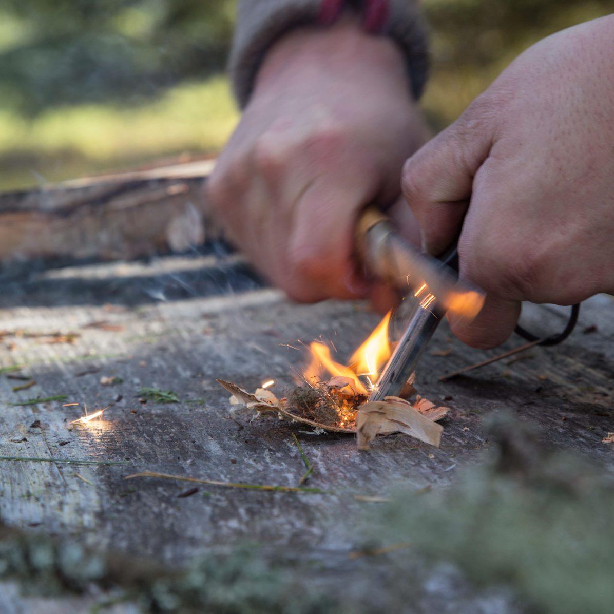 Bushcraft kurs - Start bål med flint