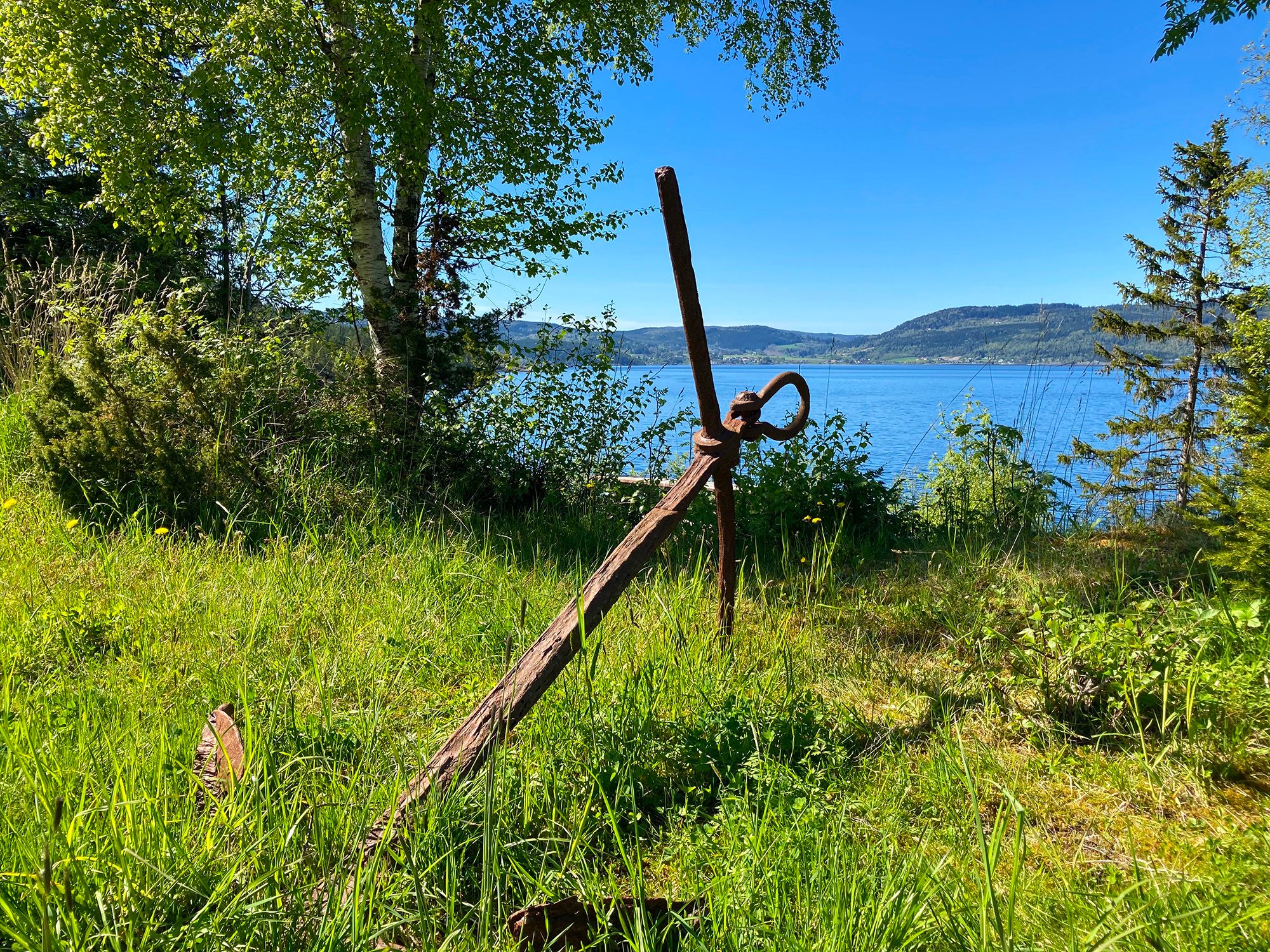 Gammelt anker ved Jørstadsjøkaia