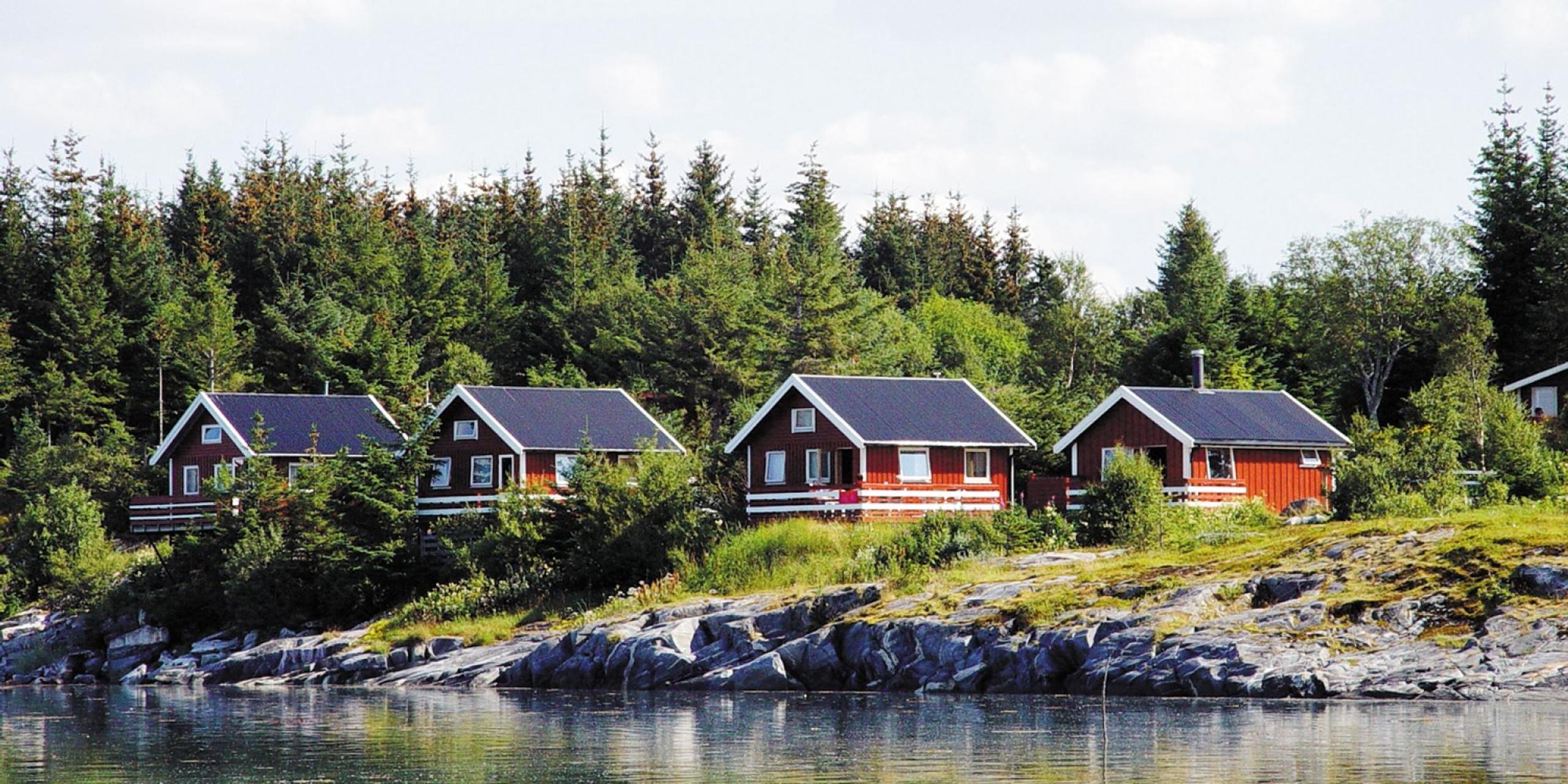 Offersøy Camping - Accommodation with boat and bike rental