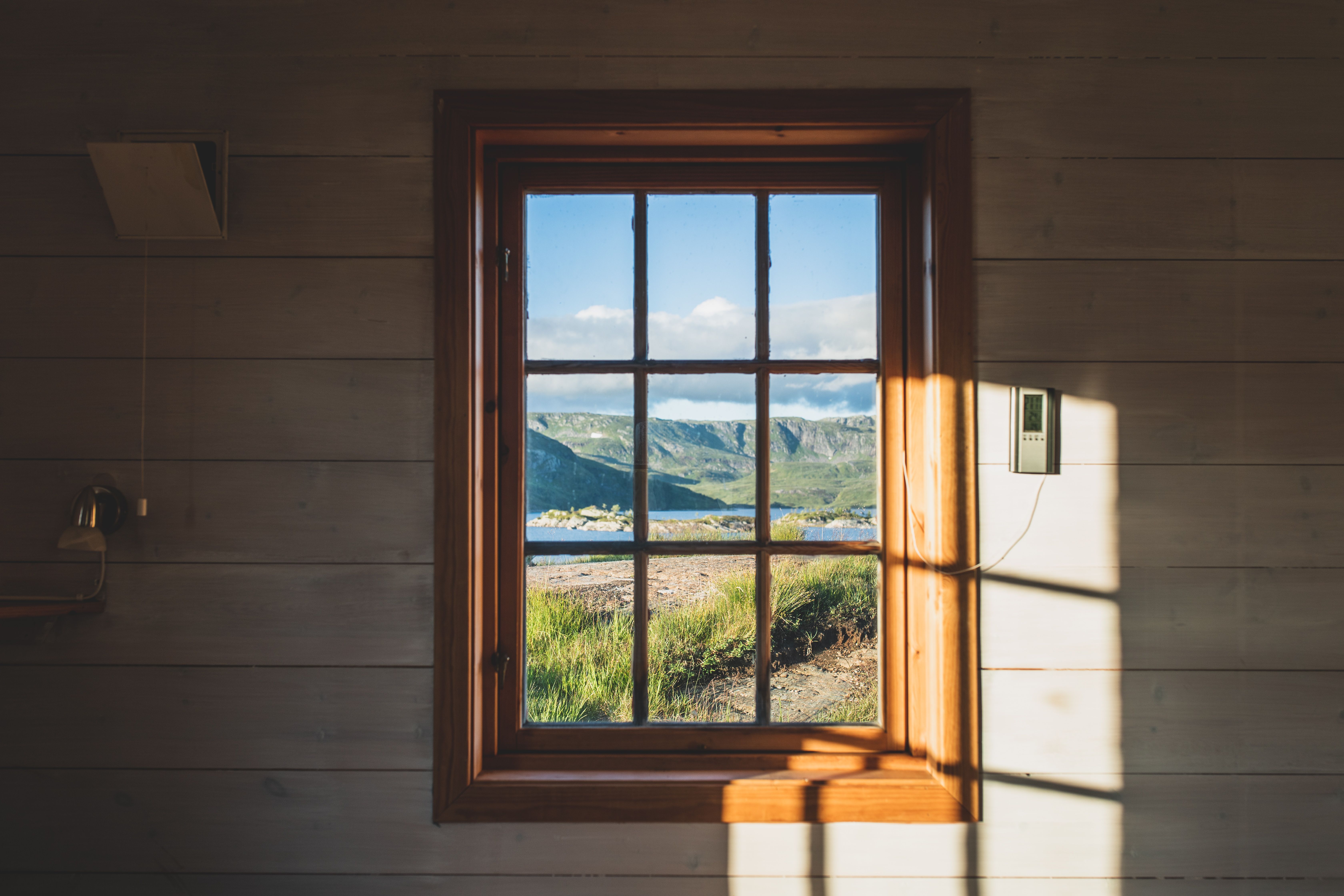 Løkjelsvatnhytta i Etnefjellet