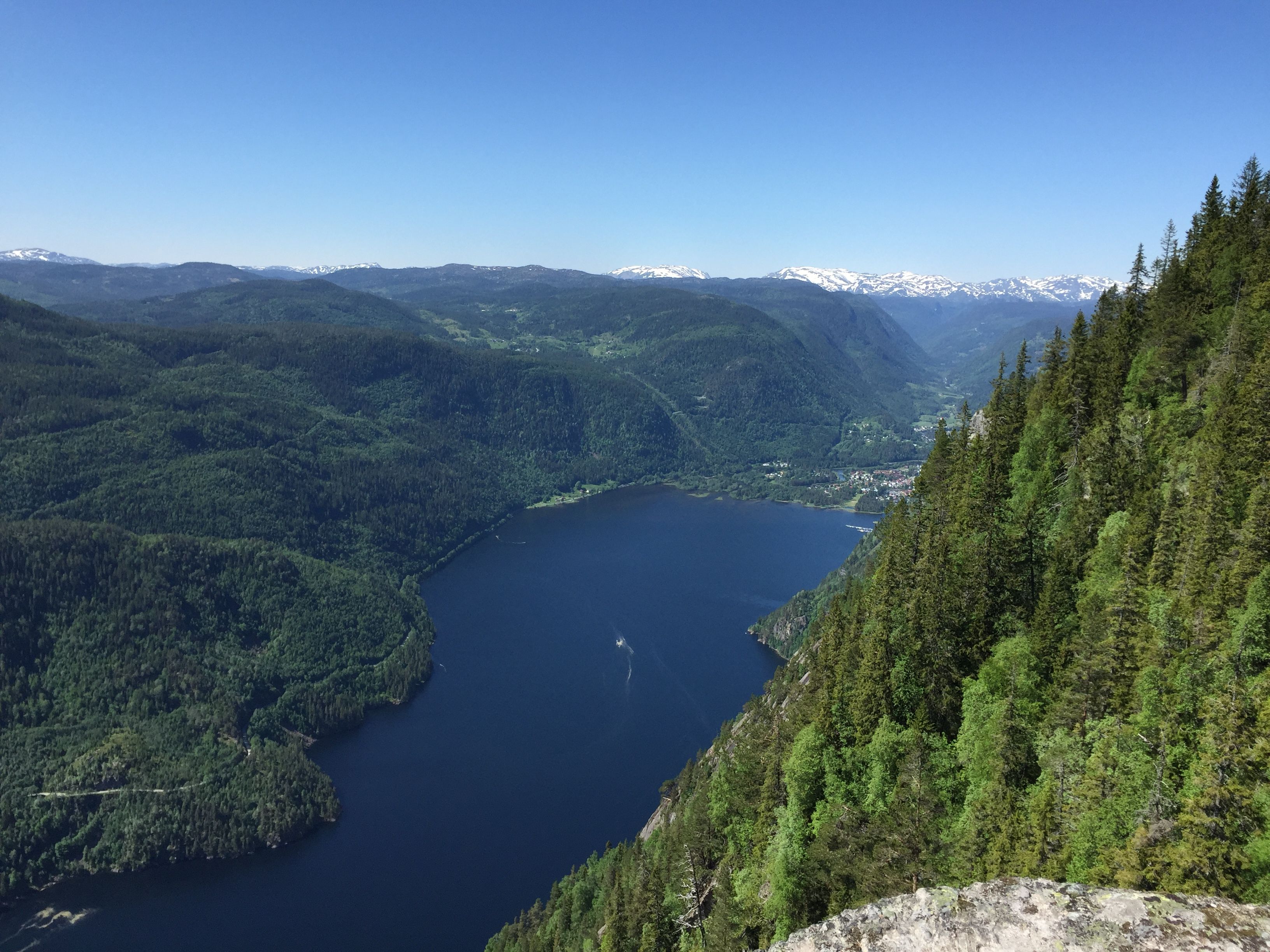 View towards Dalen 