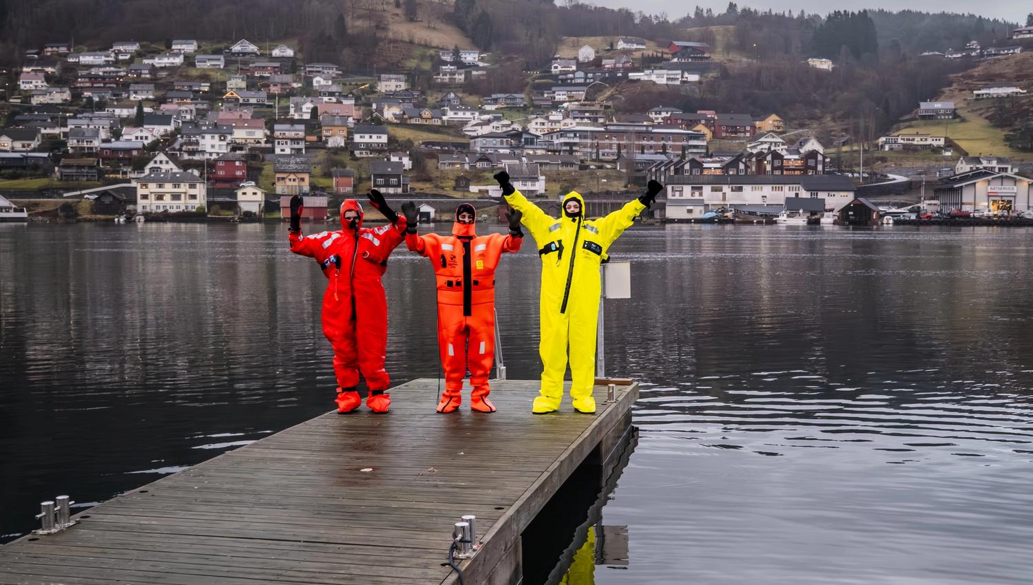 People ready for Fjord Floating in the Hardangerfjord outside Thon Hotel Sandven in Norheimsund