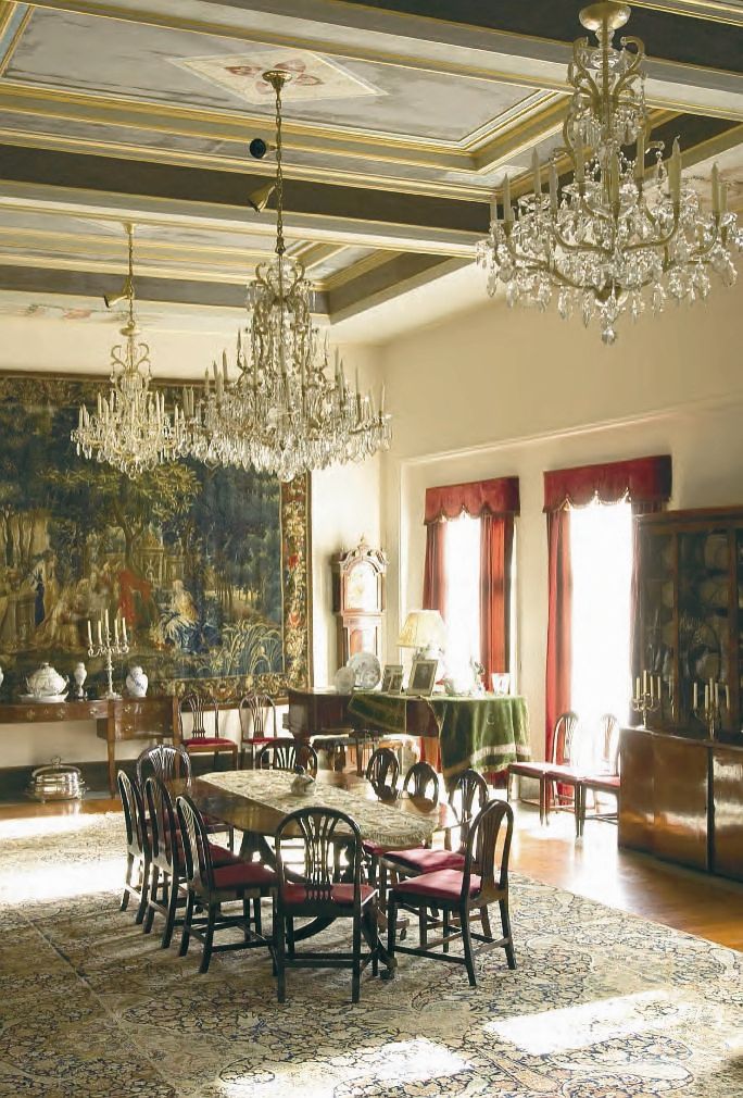 Inne i Midtåsen Anders Jahres Villa