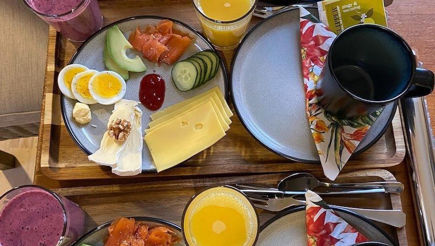 Breakfast at North Experience