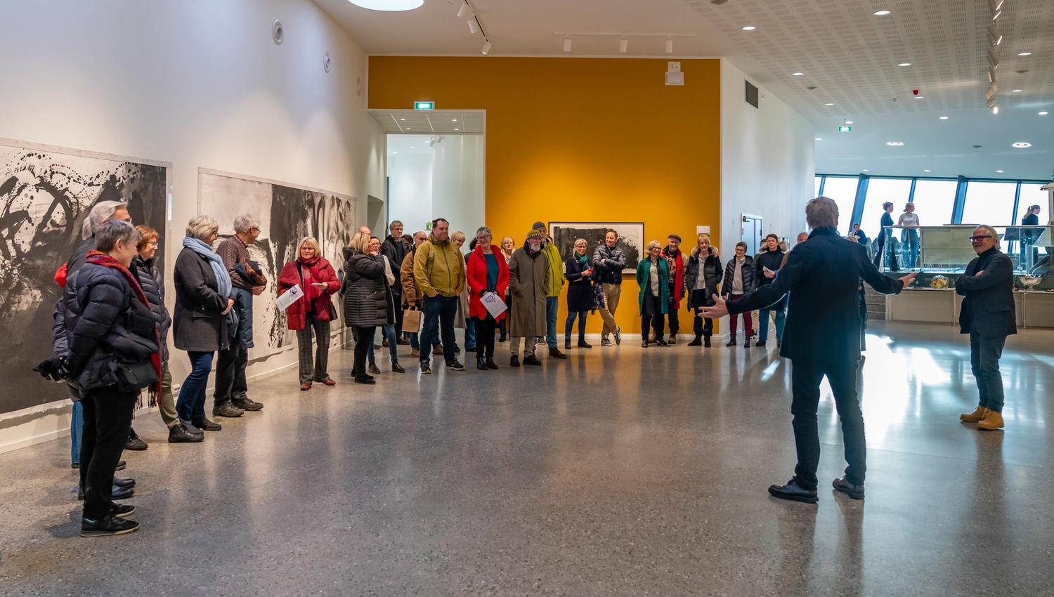 Utstillingsåpning på Alnes fyr og opplevelsessenter