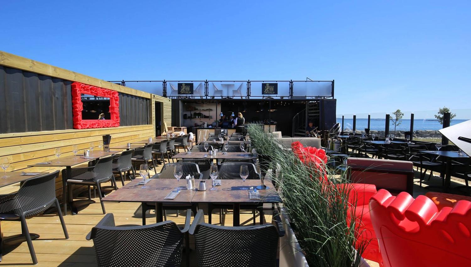 Restaurant outside