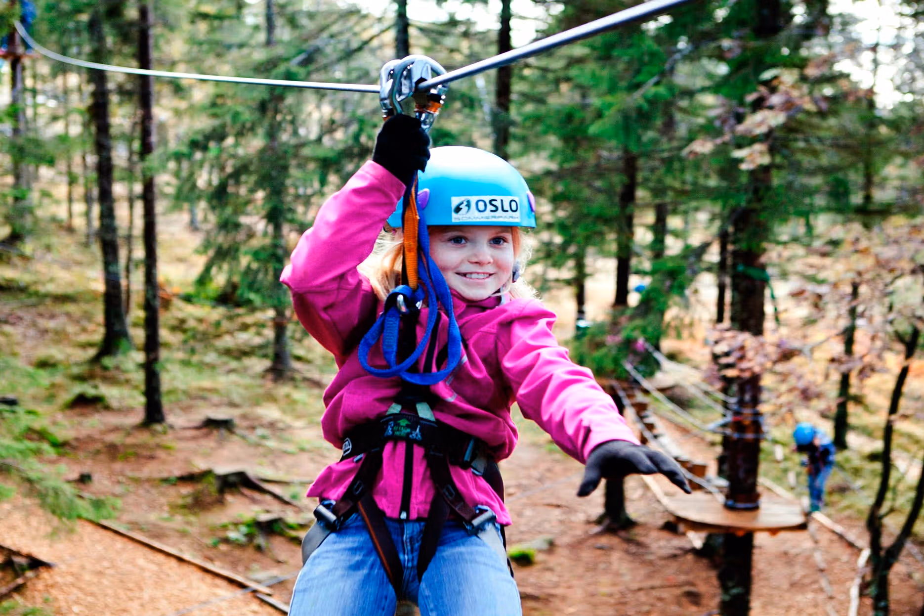 Ziplining at Skimore Oslo - Summerpark