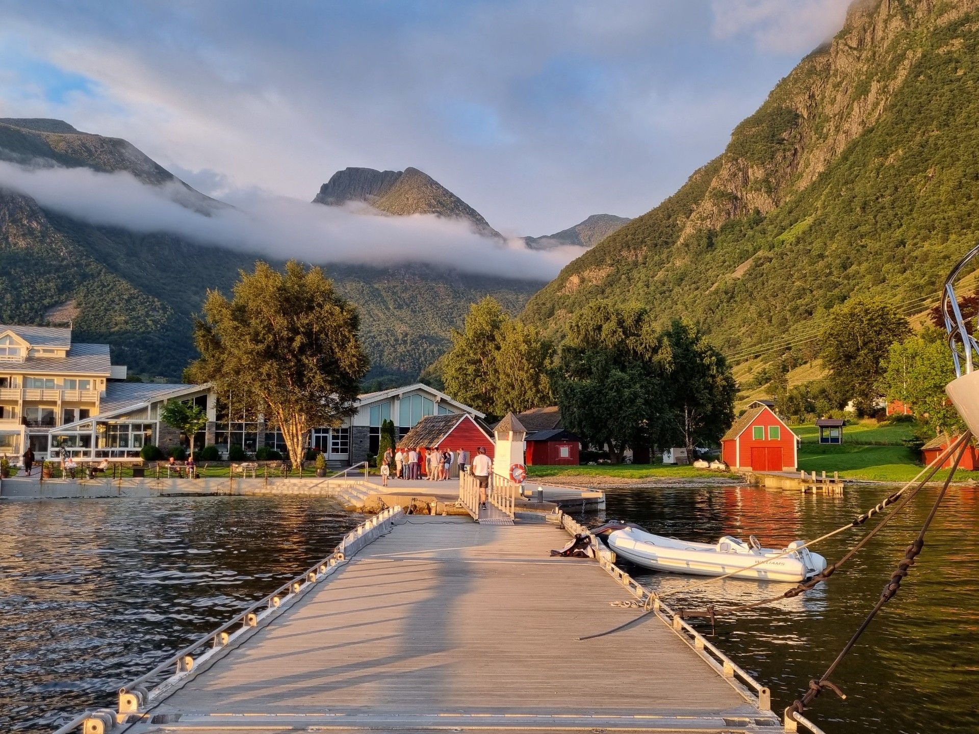 Create great moments on a yacht cruise