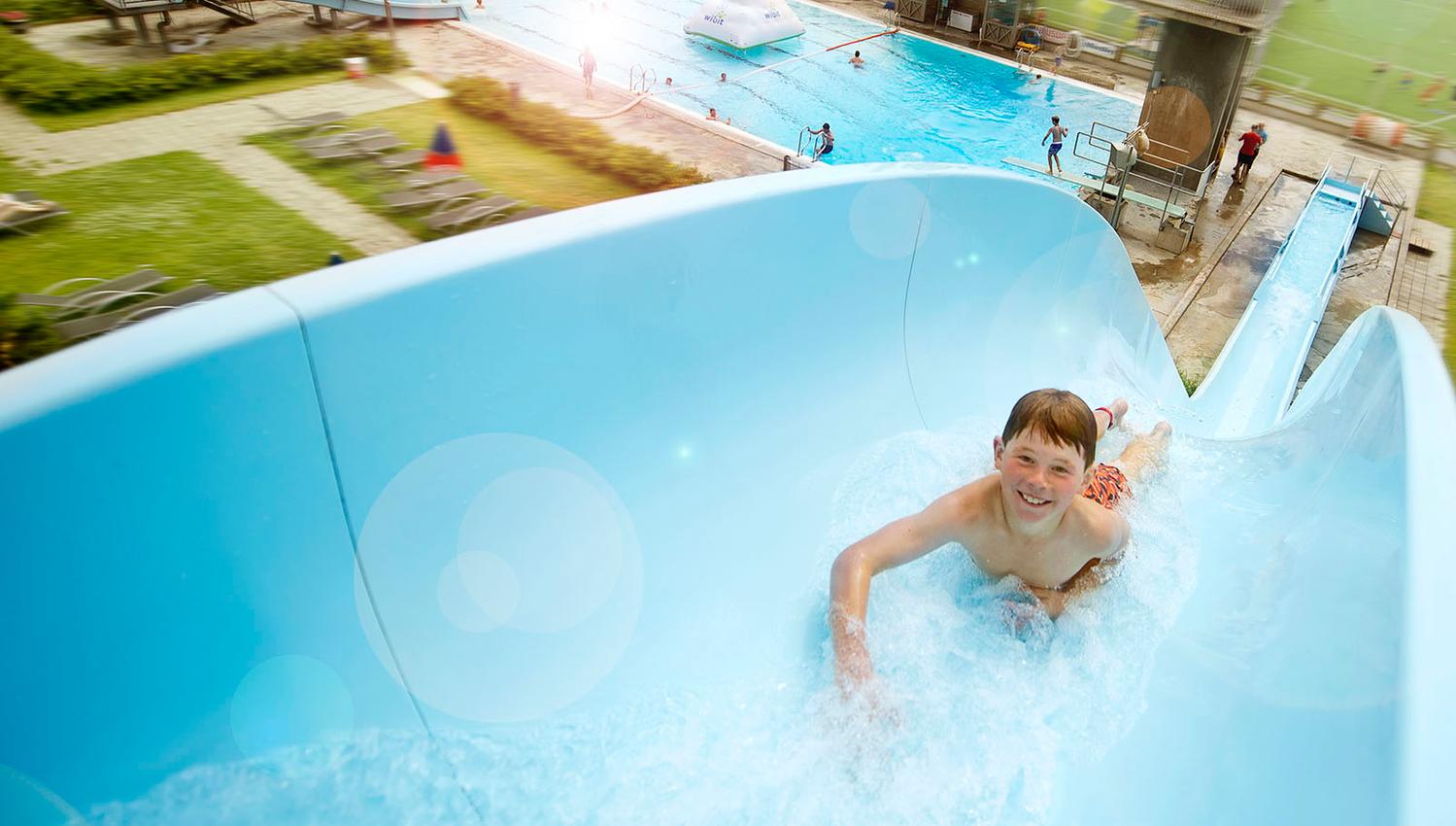 Long outdoor slide
