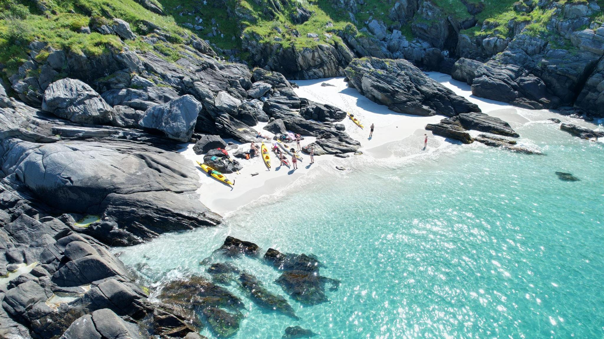 White Beach Paddle - Sjøbris Adventure