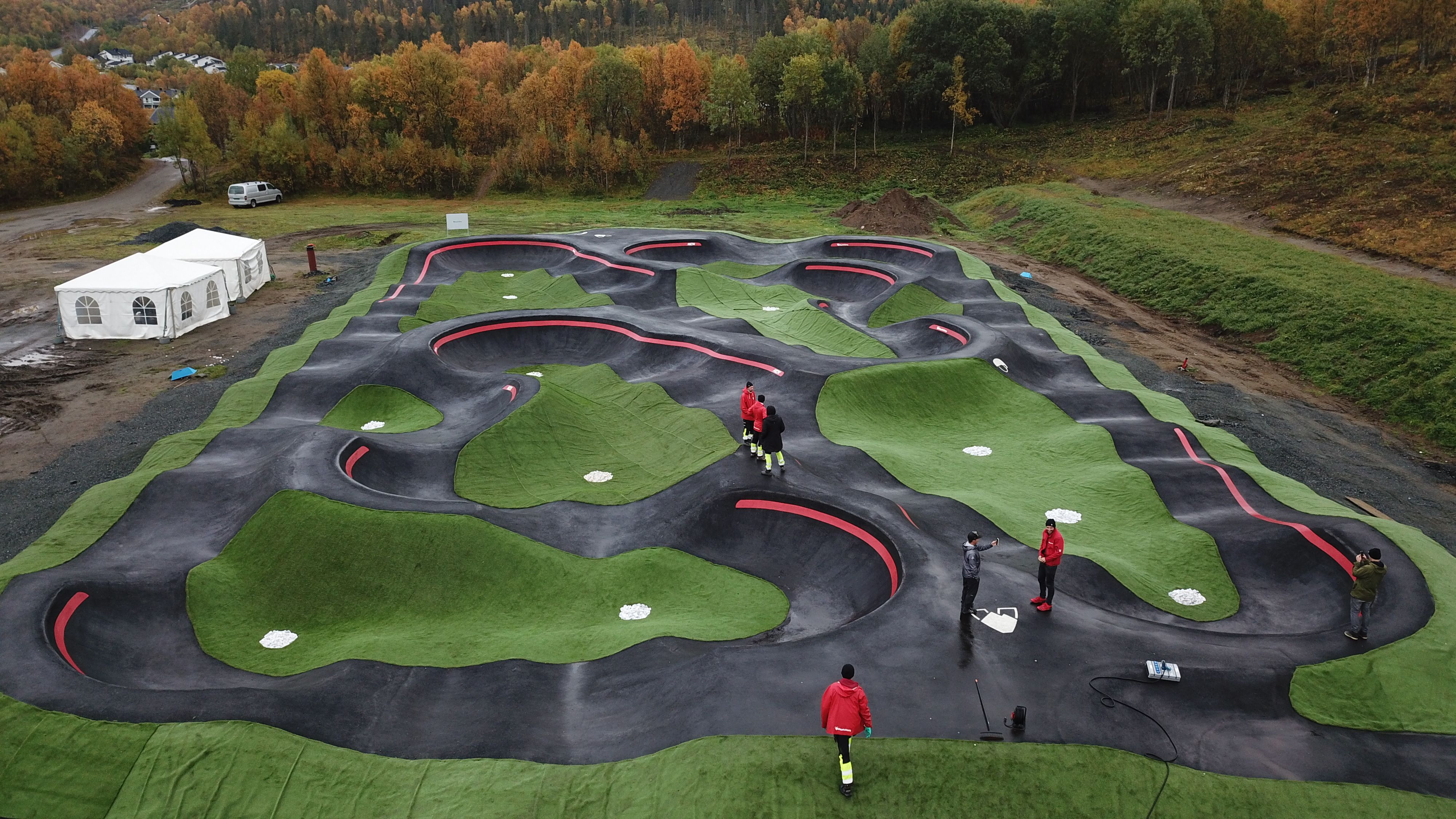 velosolutions_asphalt_pumptrack_harstadtnorwegen_6_48869609457_o