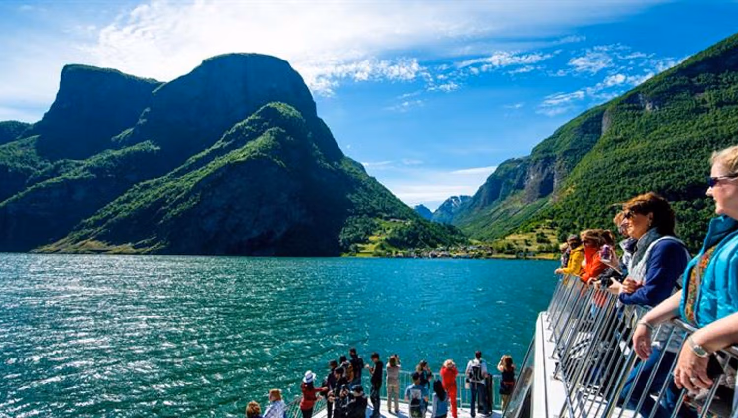Fjord cruise on the Nærøyfjord