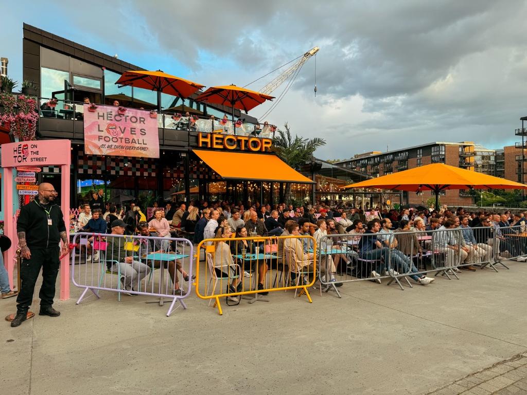 FOOTBALL FIESTA ON THE STREET - WORLD CUP AT HÉCTOR