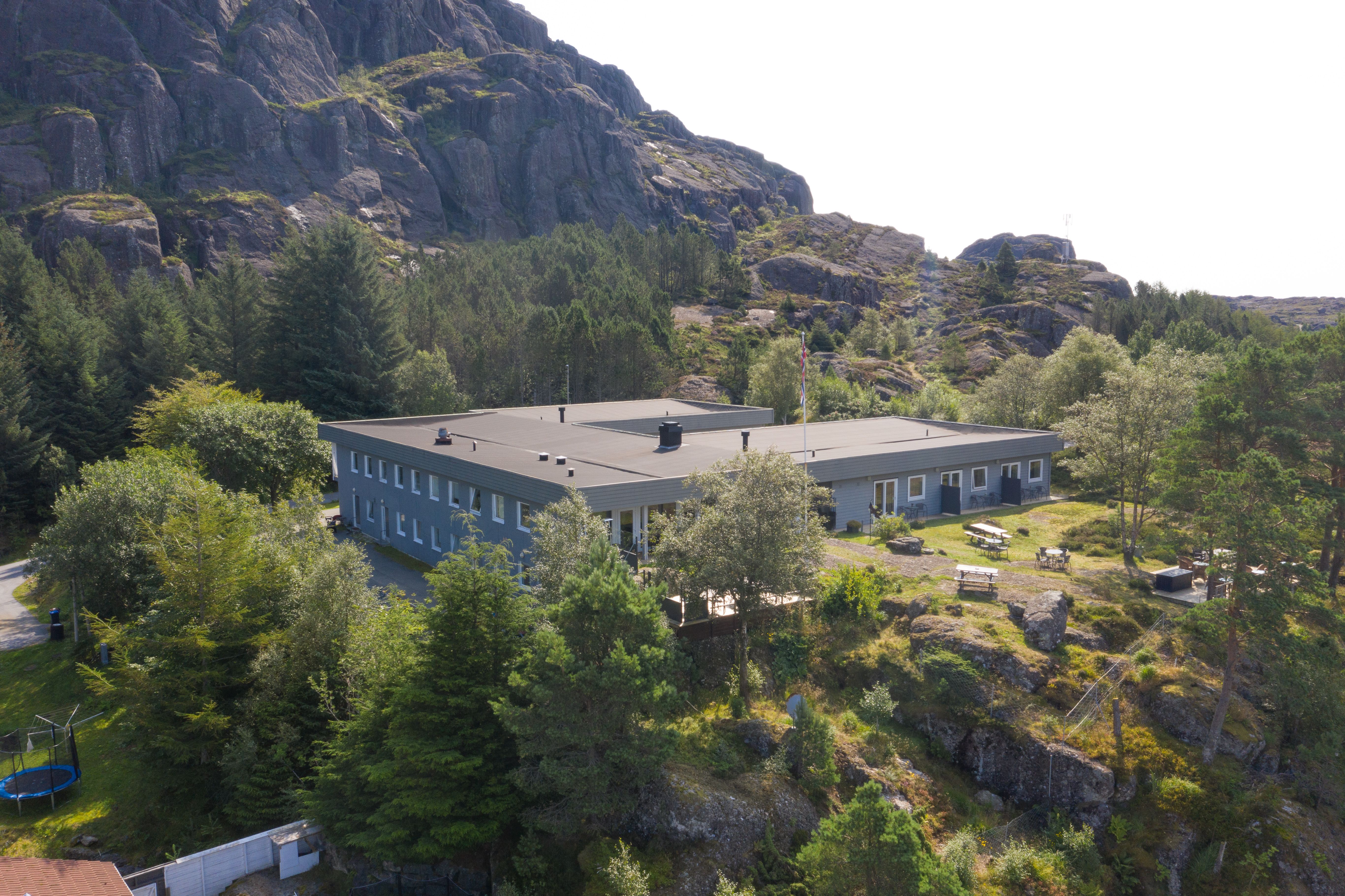 Stay at Solund Apartment Hotel