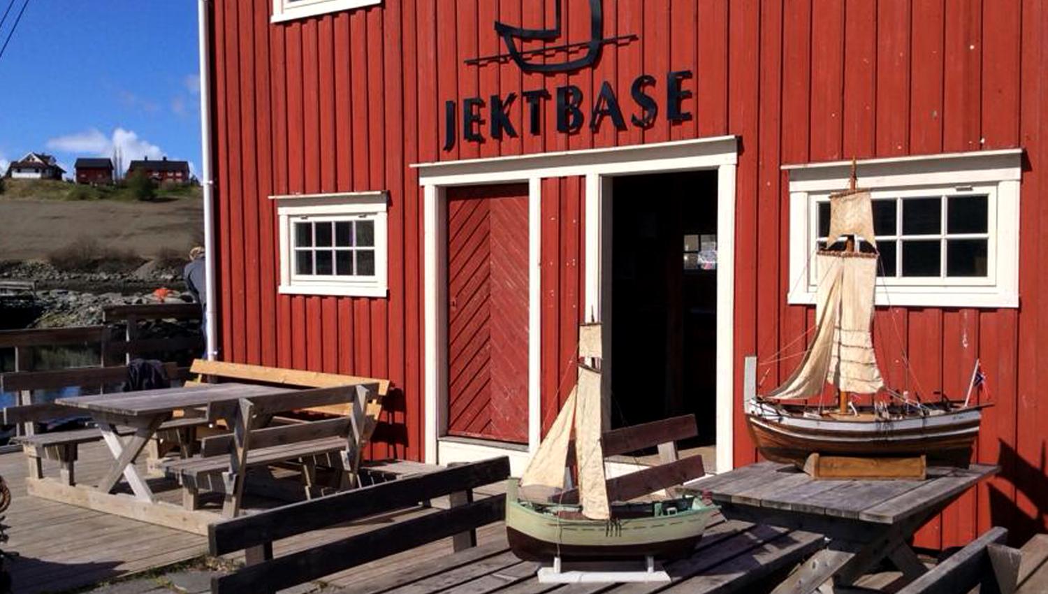 Kjerknesvågen pier